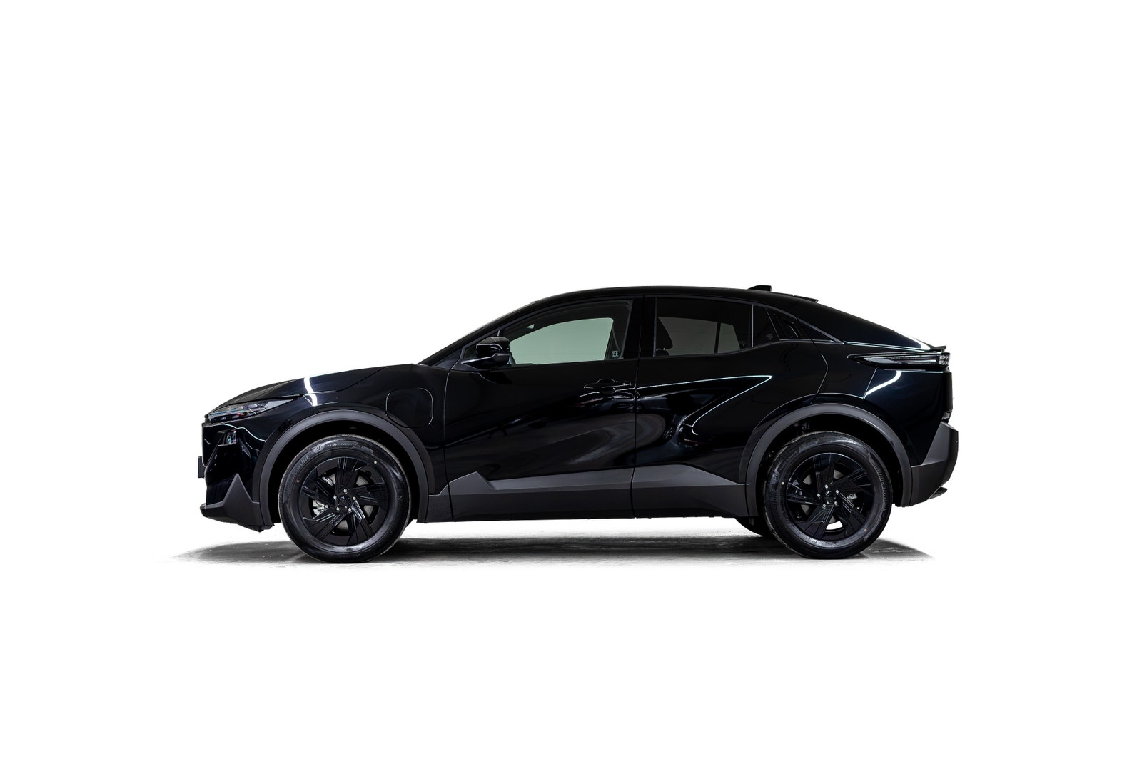 Subaru Uncharted Standard Range 57.7 kWh, 224hp, 2026