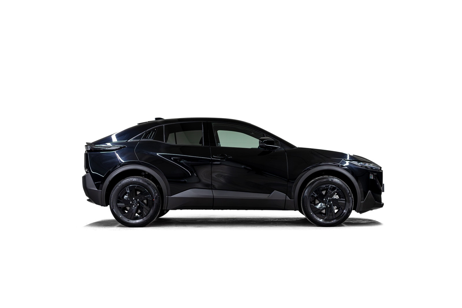 Subaru Uncharted Standard Range 57.7 kWh, 224hp, 2026