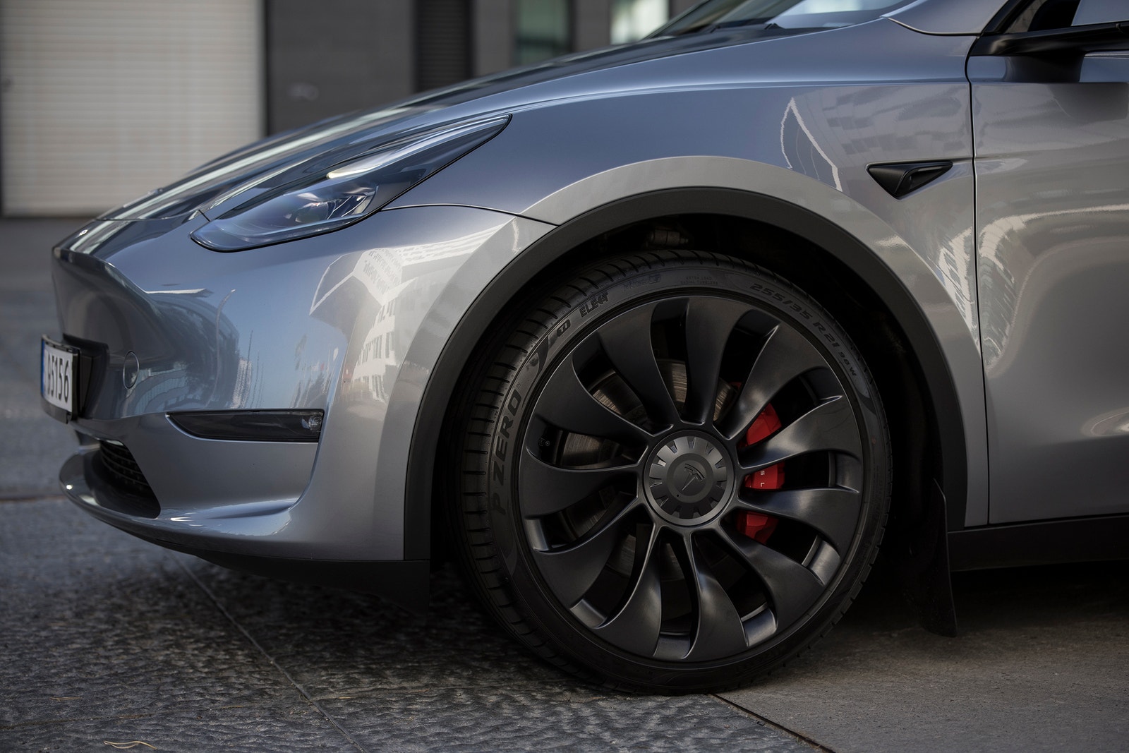 Tesla Model Y Performance, 534hp, 2025