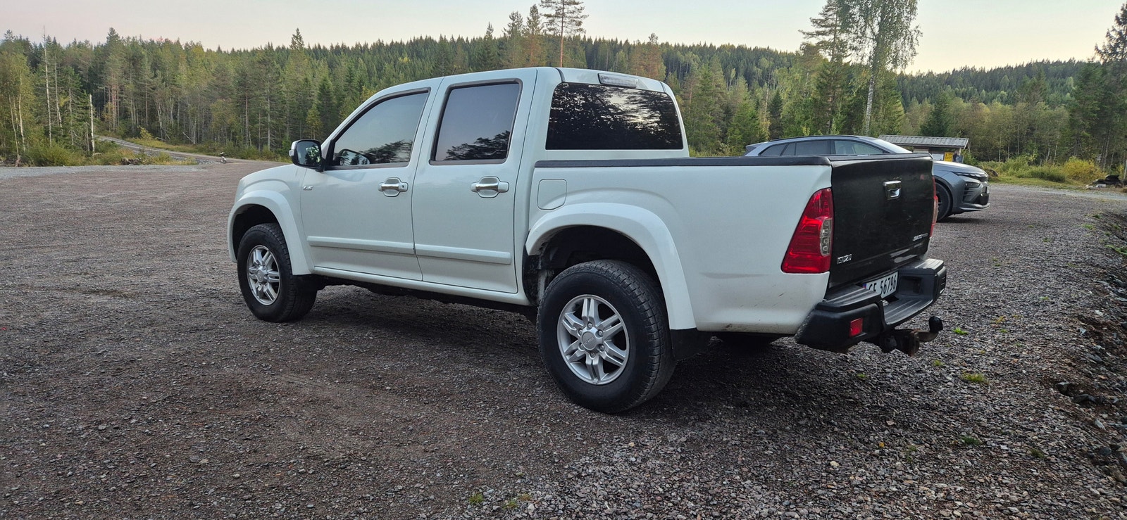 Isuzu D-Max Single Cab 3.0 4WD Automatic, 163hp, 2011