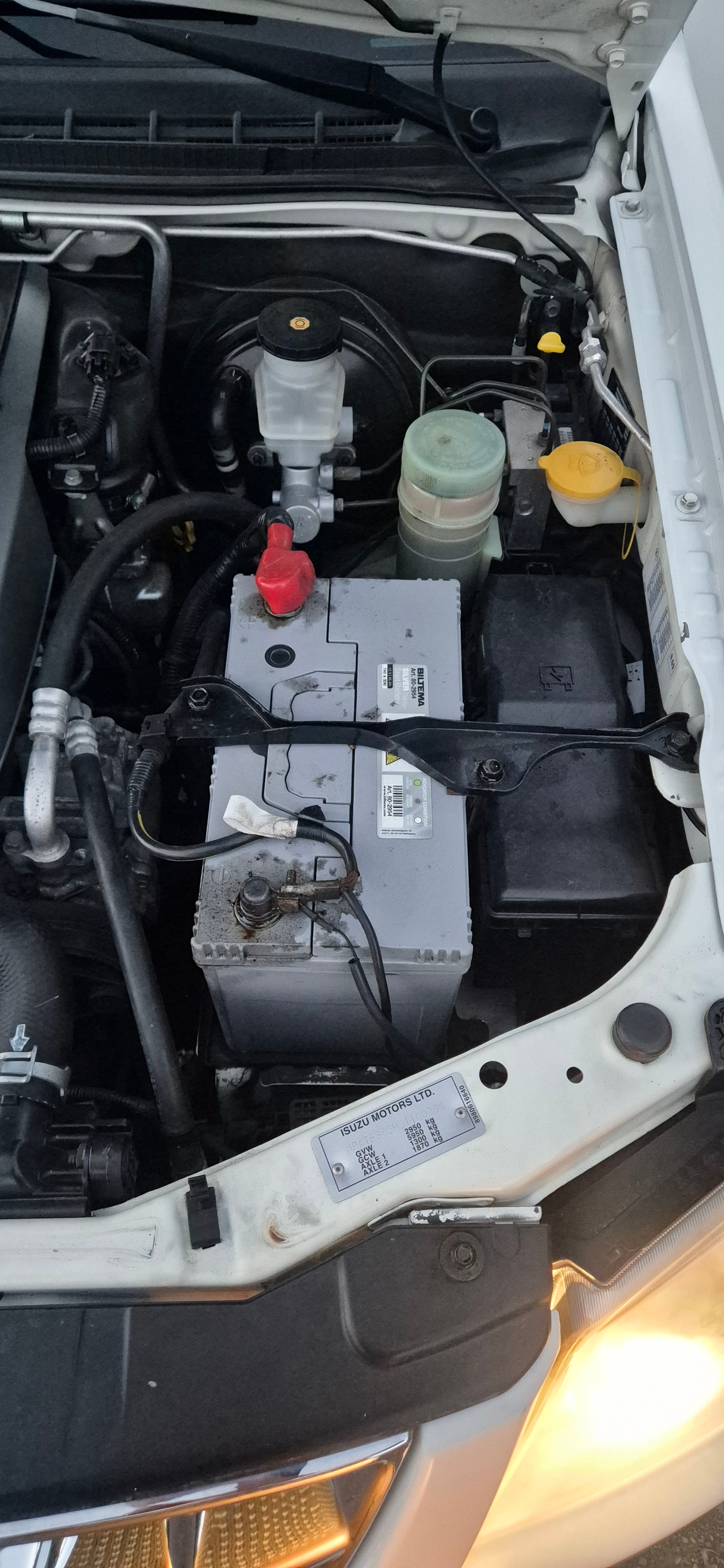Isuzu D-Max Single Cab 3.0 4WD Automatic, 163hp, 2011