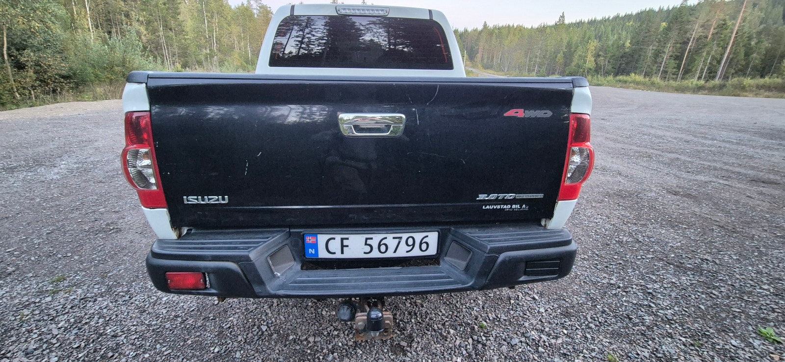 Isuzu D-Max Single Cab 3.0 4WD Automatic, 163hp, 2011