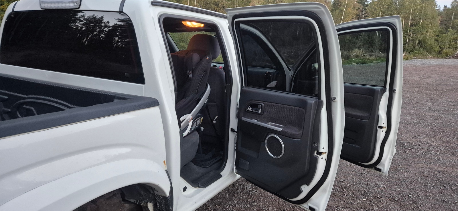 Isuzu D-Max Single Cab 3.0 4WD Automatic, 163hp, 2011