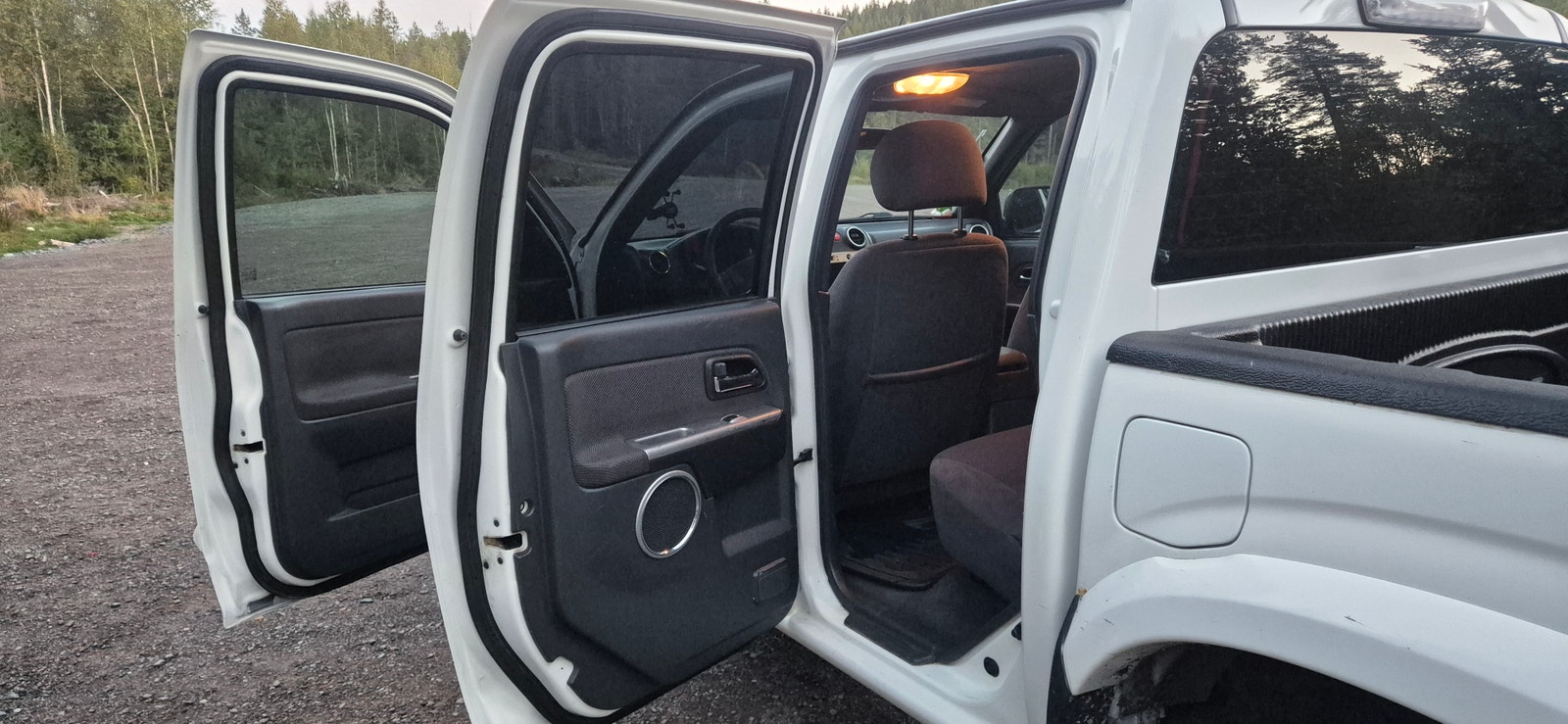 Isuzu D-Max Single Cab 3.0 4WD Automatic, 163hp, 2011