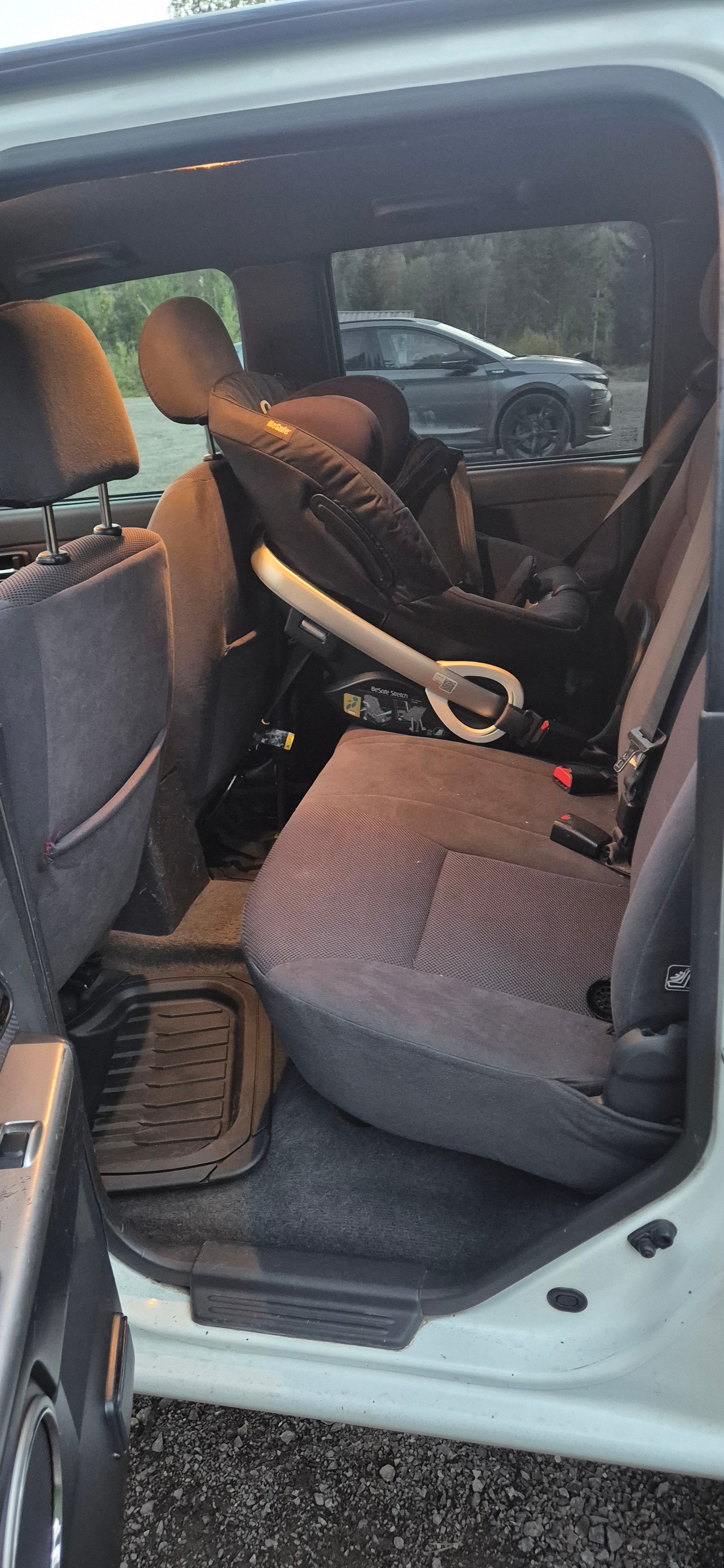 Isuzu D-Max Single Cab 3.0 4WD Automatic, 163hp, 2011