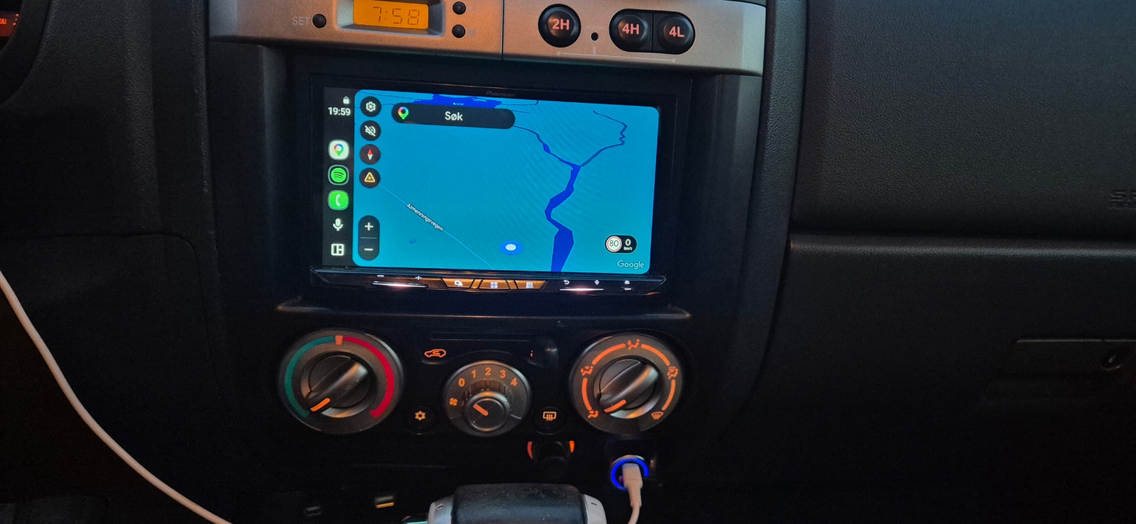 Isuzu D-Max Single Cab 3.0 4WD Automatic, 163hp, 2011