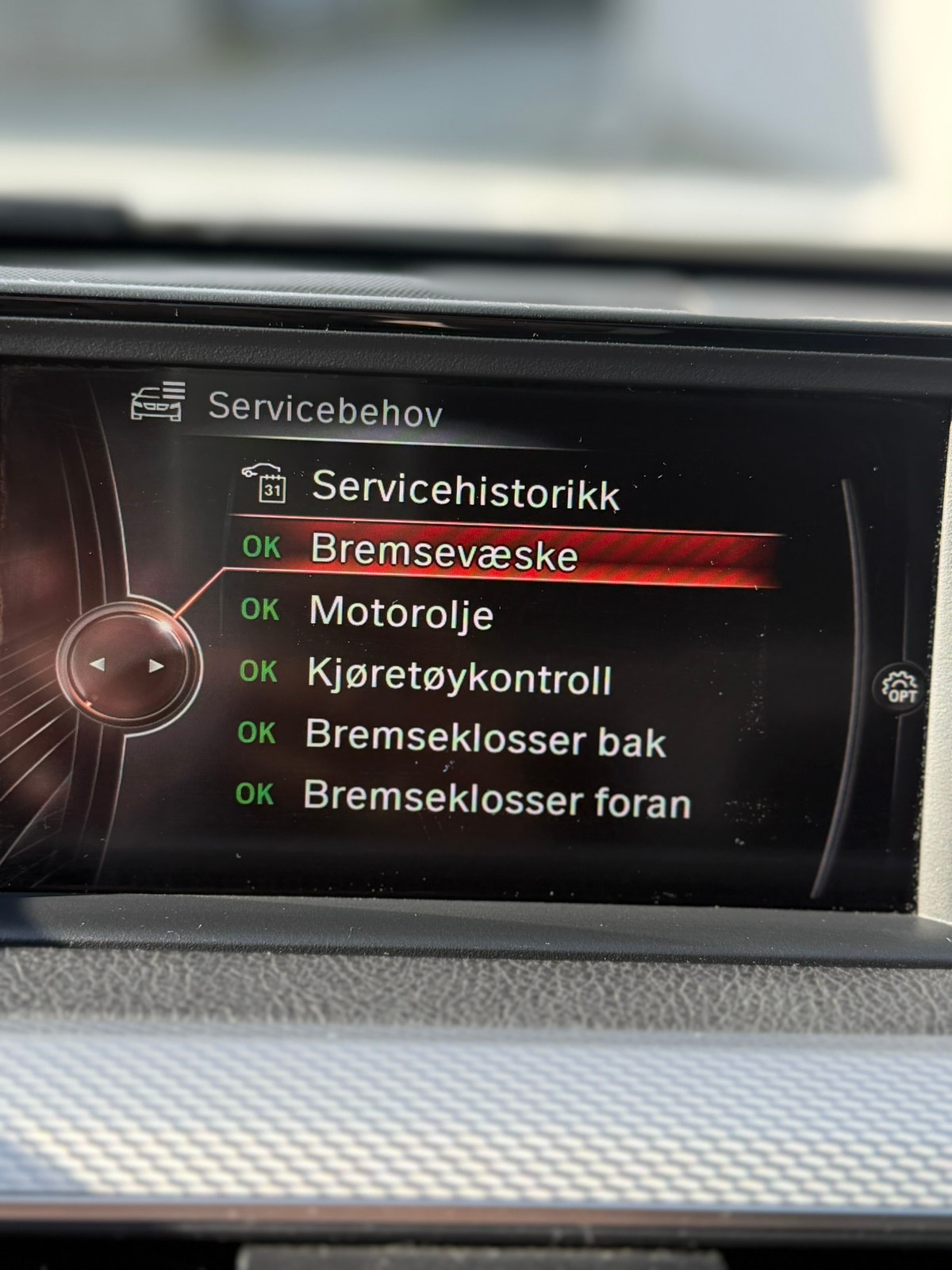 BMW 330e Sedan Steptronic, 252hp, 2016