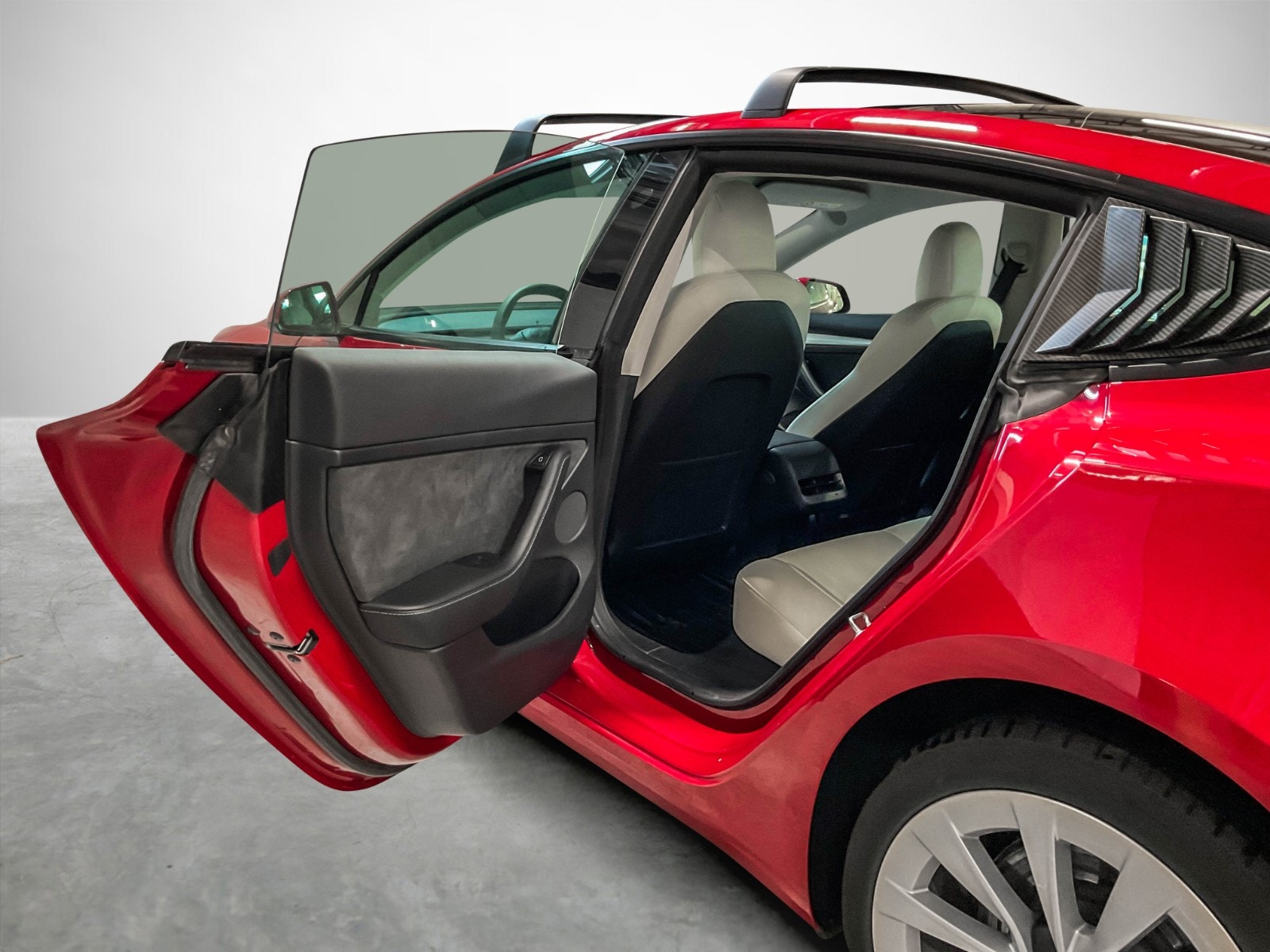 Tesla Model 3 Standard Range, 283ps, 2022