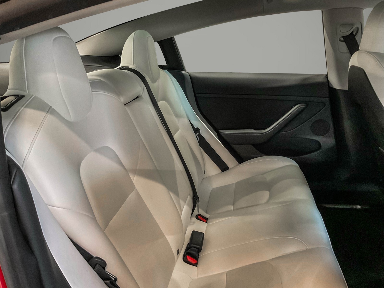 Tesla Model 3 Standard Range, 283ps, 2022