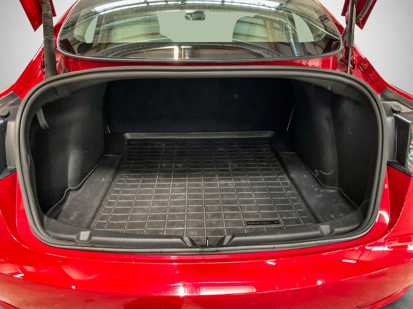 Tesla Model 3 Standard Range, 283ps, 2022