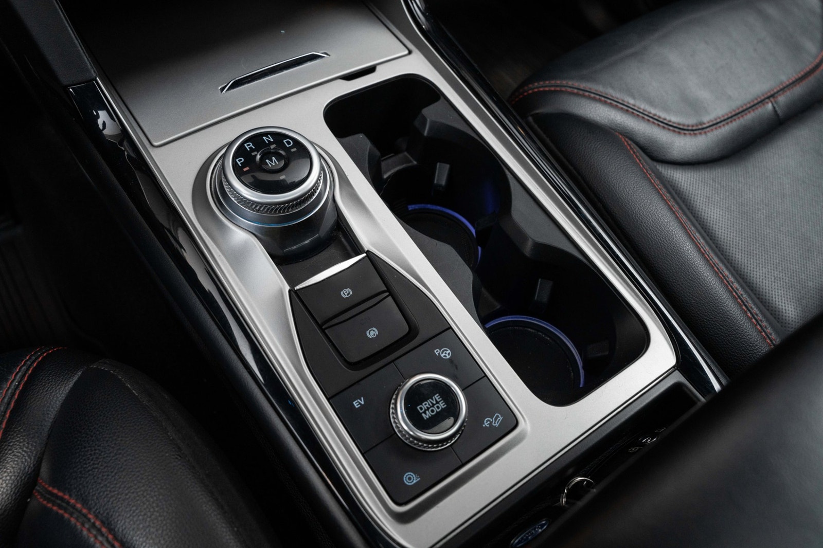 Ford Explorer Plug-In Hybrid SelectShift, 457hp, 2021