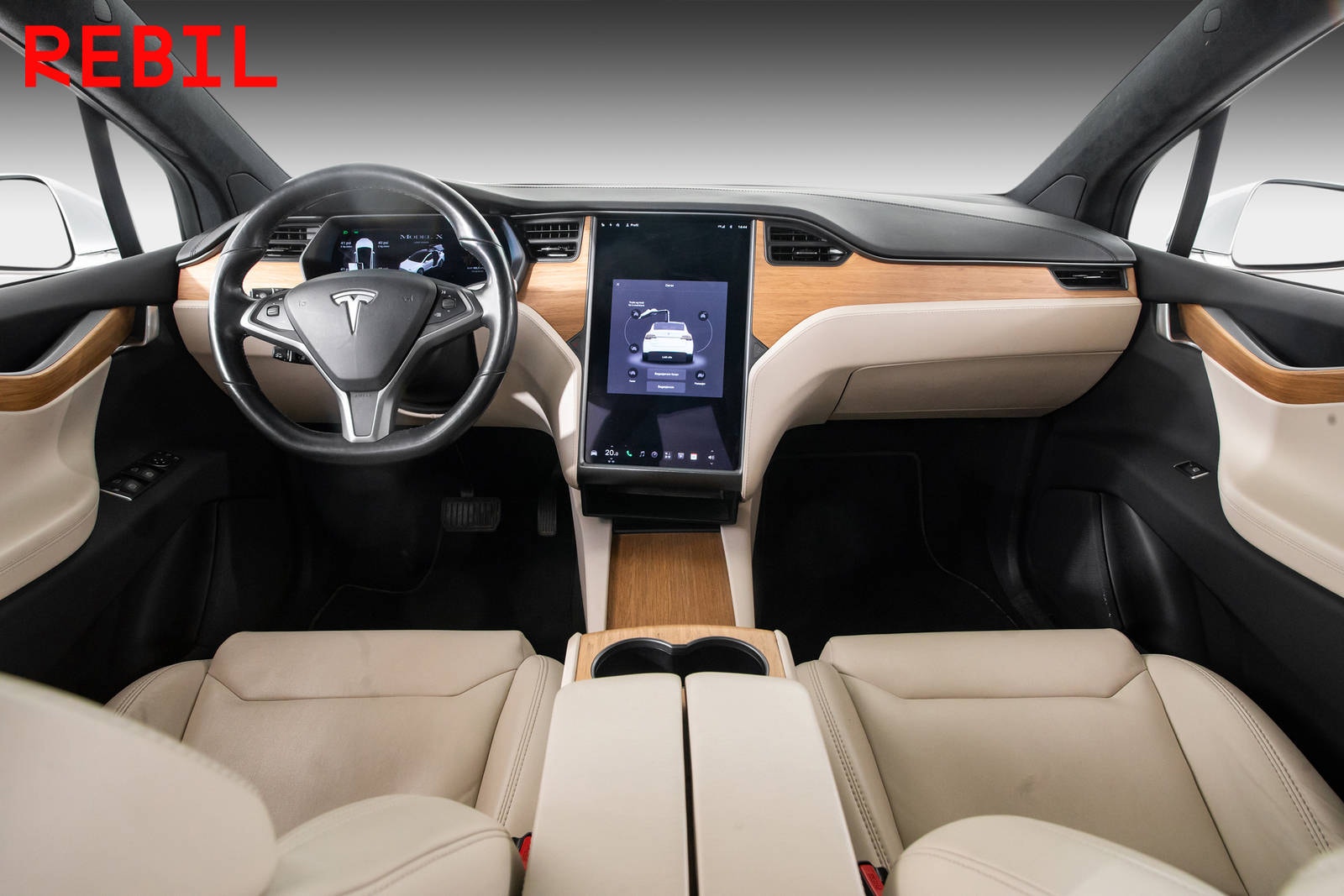 Tesla Model X Long Range, 423hp, 2019