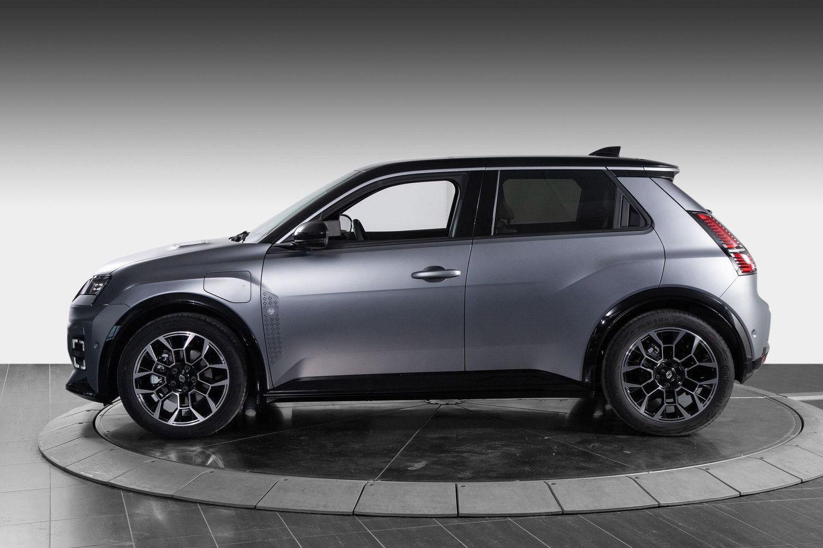 Renault 5 E-Tech 52 kWh, 150hp, 2025