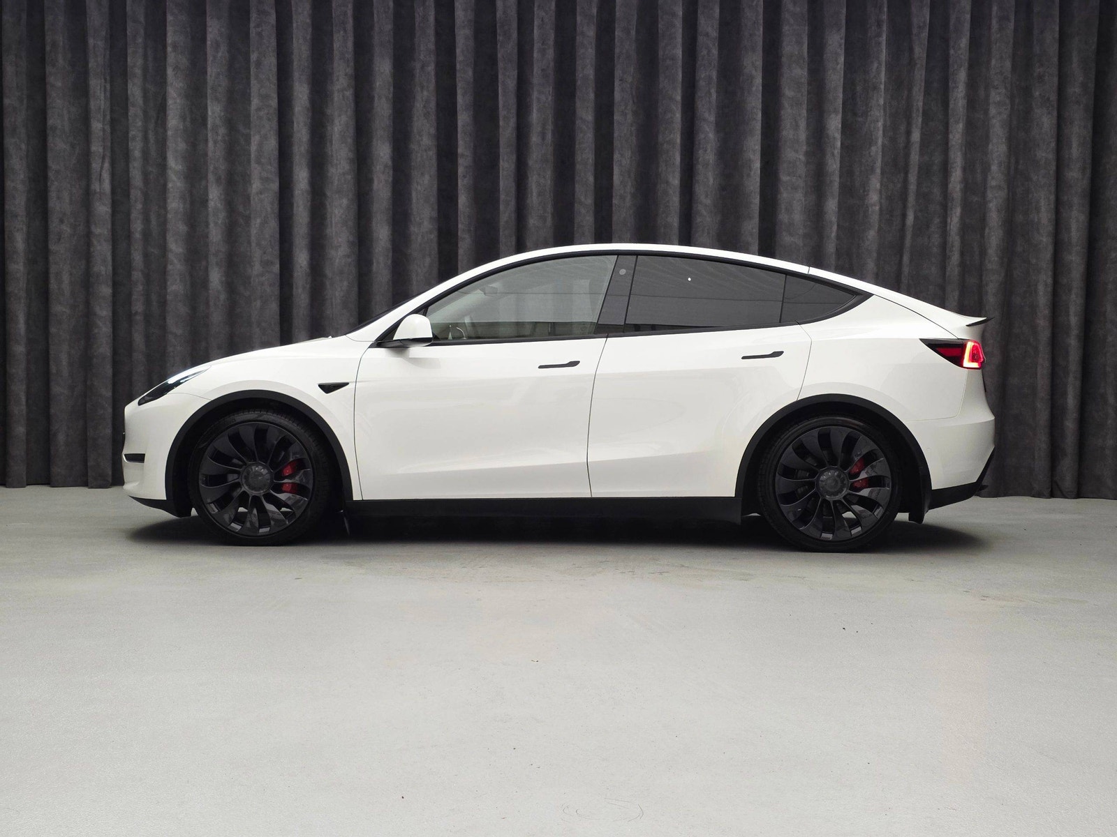 Tesla Model Y Performance, 534hp, 2022