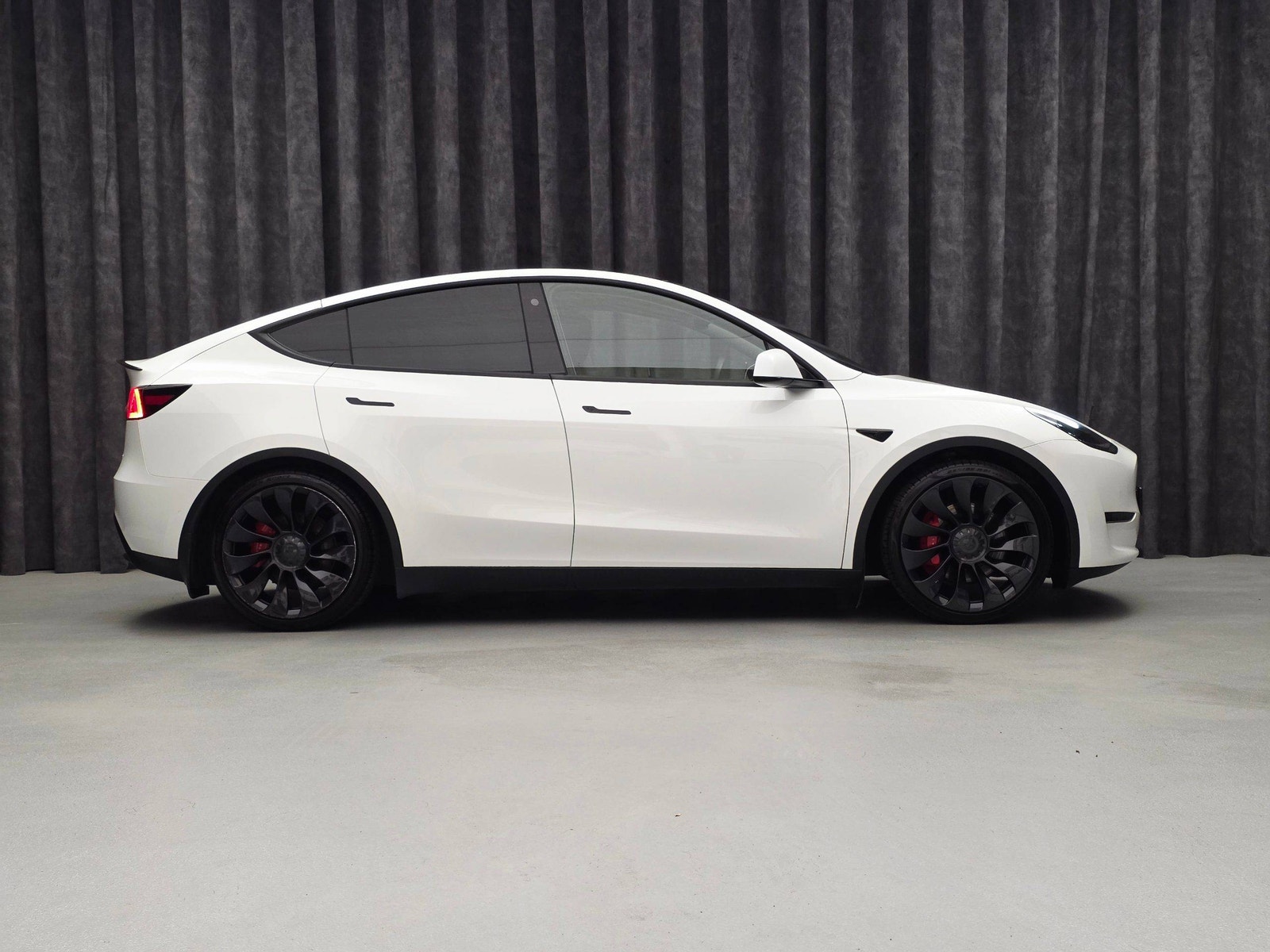 Tesla Model Y Performance, 534hp, 2022