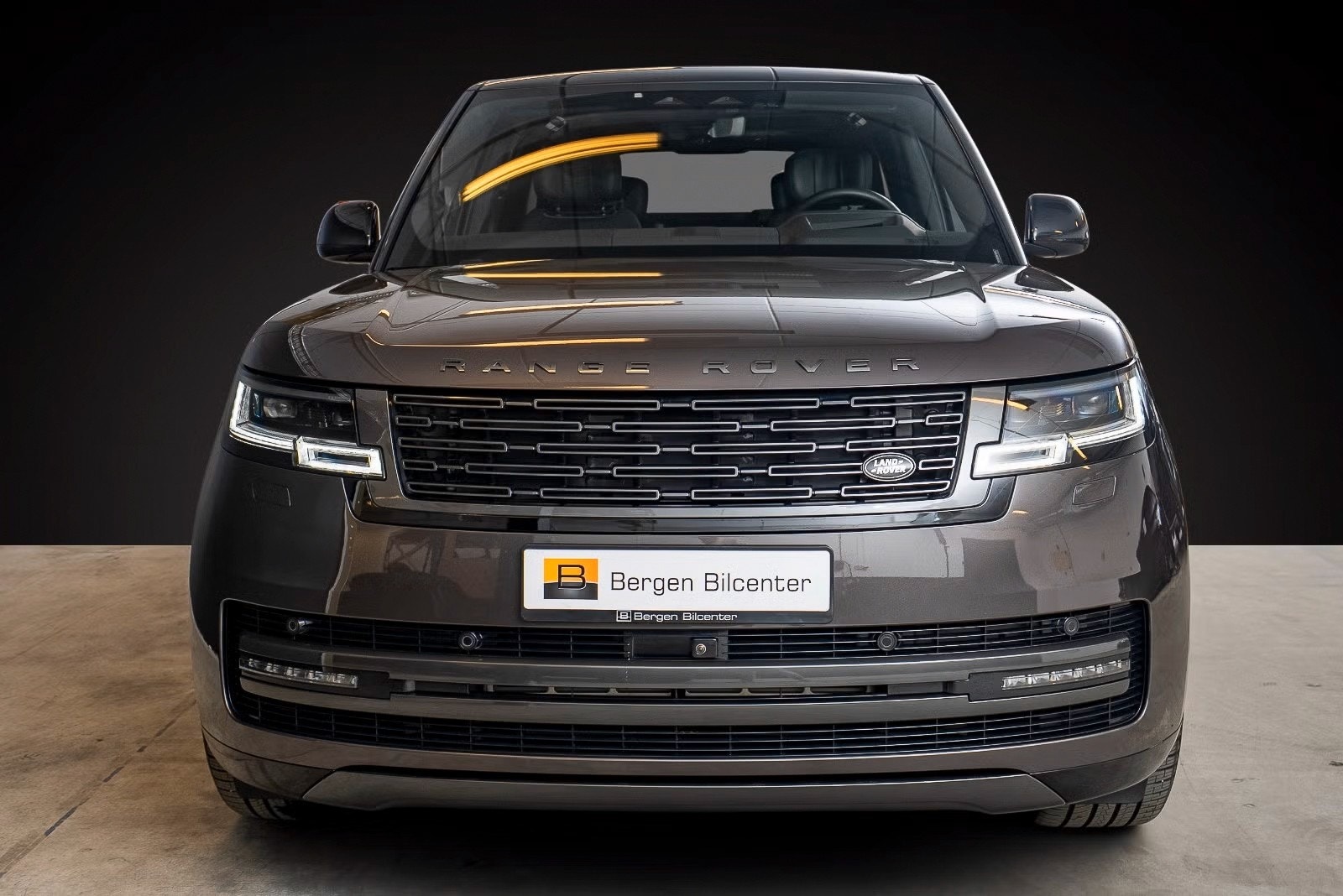 Land Rover Range Rover P550e Automatisk, 8-trinn, 550hk, 2024