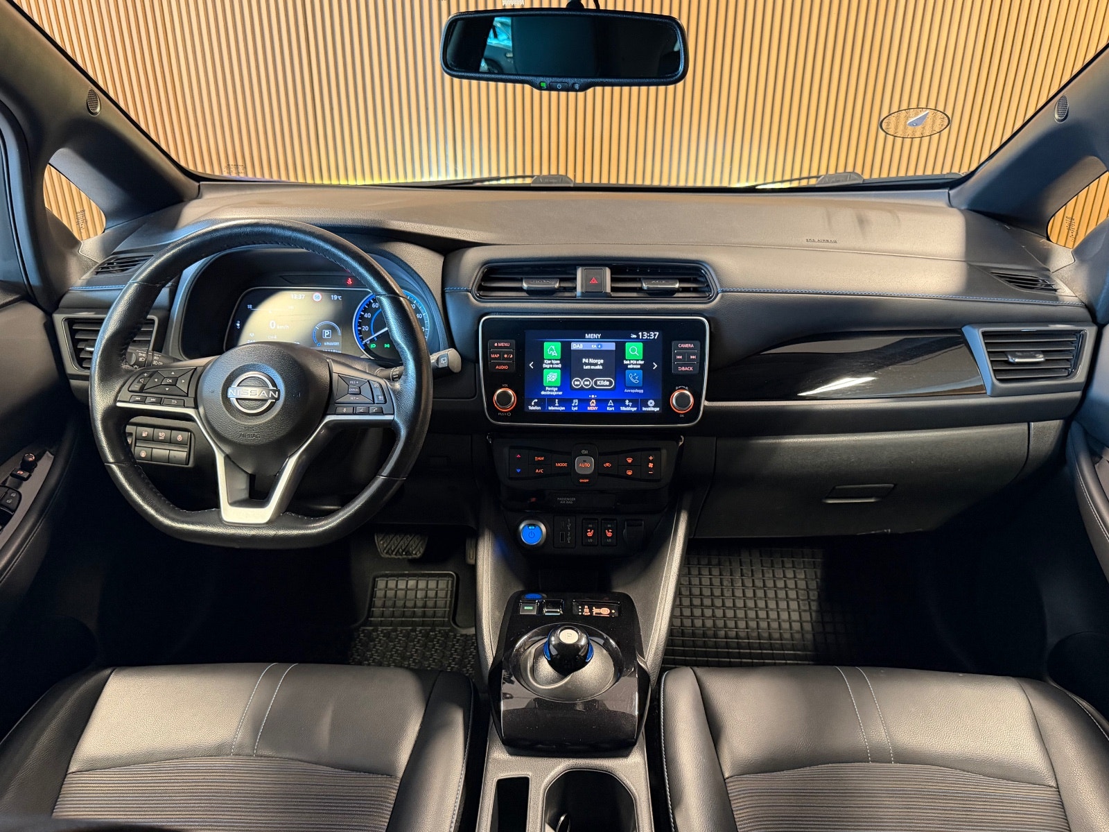 Nissan Leaf e+, 217hp, 2022