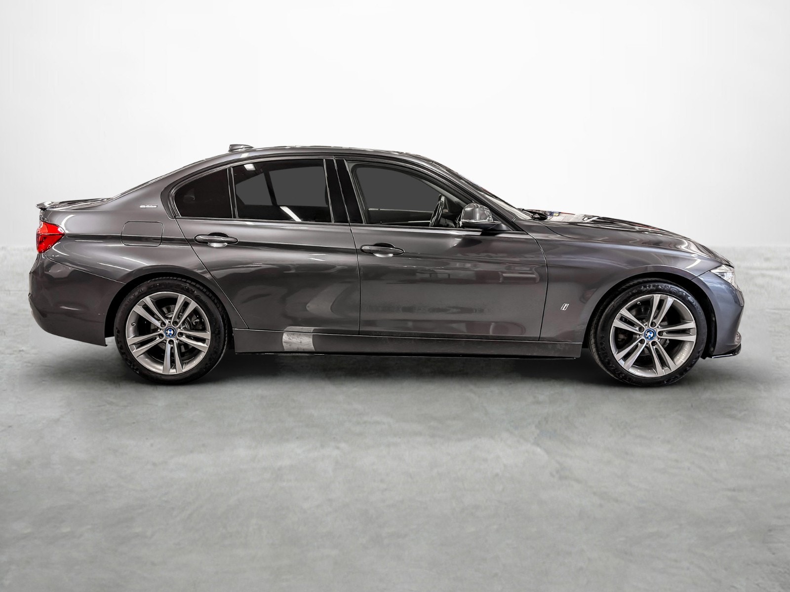 BMW 330e Sedan Steptronic, 8-trinn, 252hk, 2017