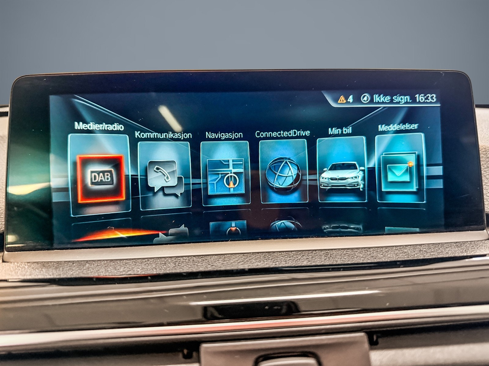 BMW 330e Sedan Steptronic, 8-trinn, 252hk, 2017