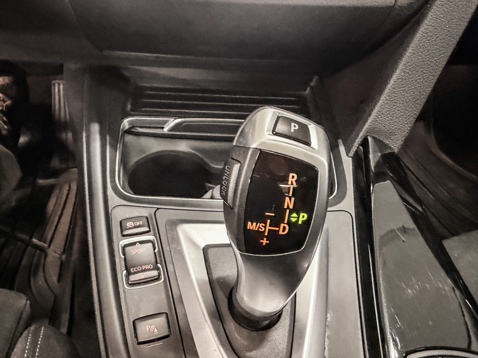 BMW 330e Sedan Steptronic, 8-trinn, 252hk, 2017
