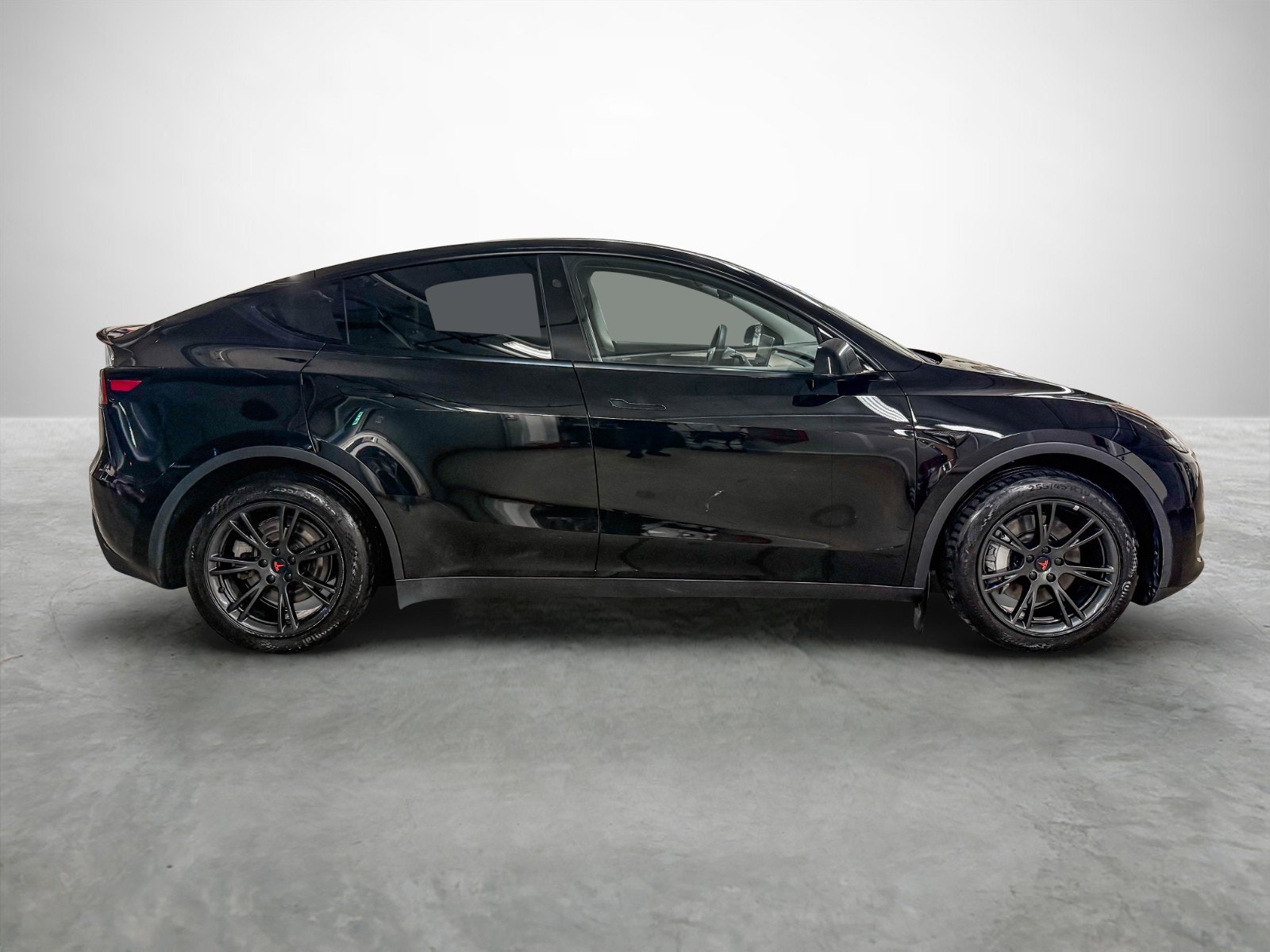 Tesla Model Y Long Range AWD, 514ps, 2024