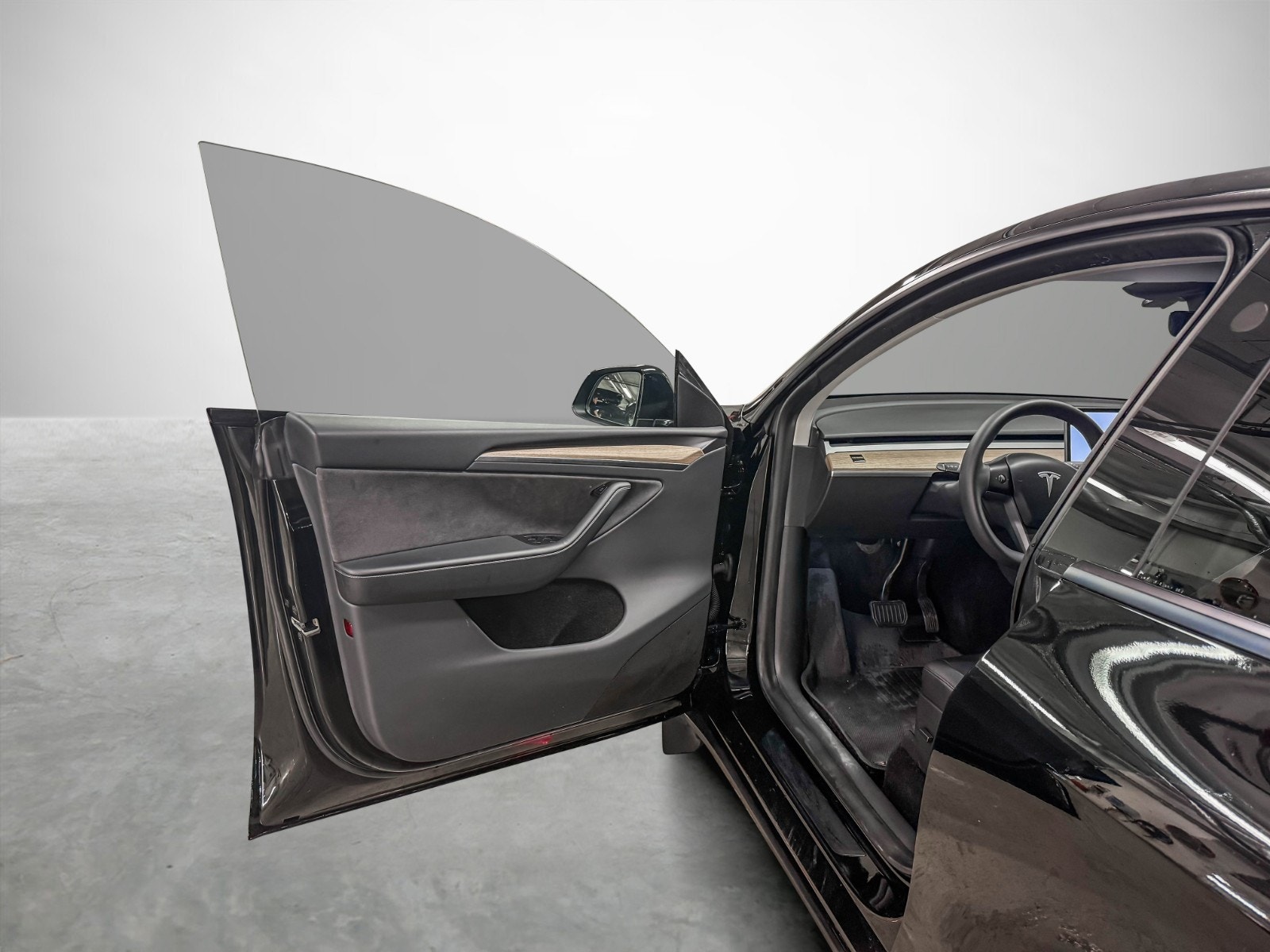 Tesla Model Y Long Range AWD, 514ps, 2024