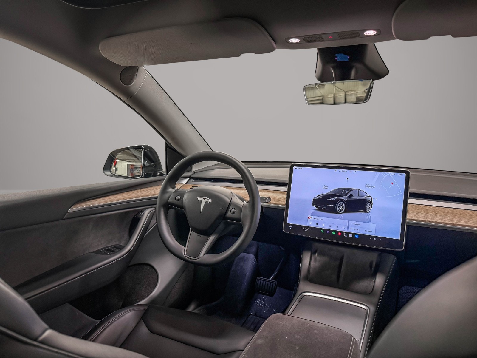Tesla Model Y Long Range AWD, 514ps, 2024