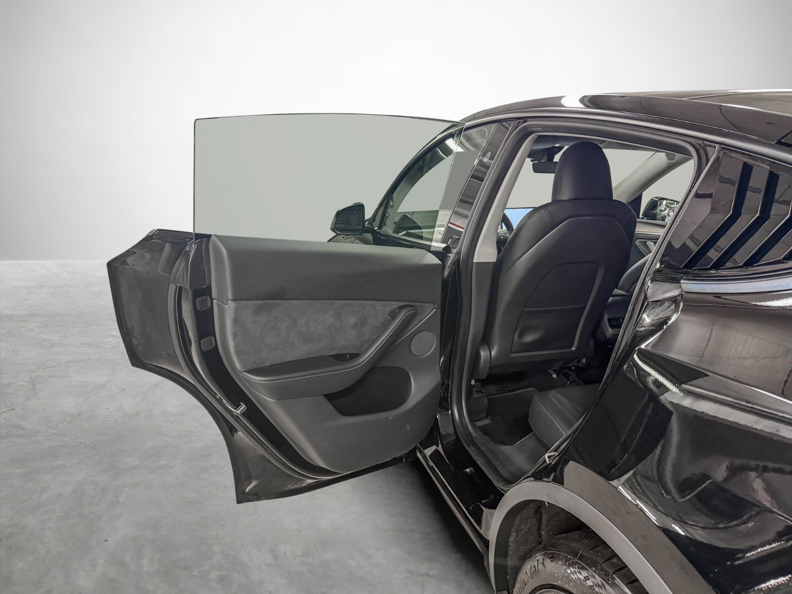 Tesla Model Y Long Range AWD, 514ps, 2024