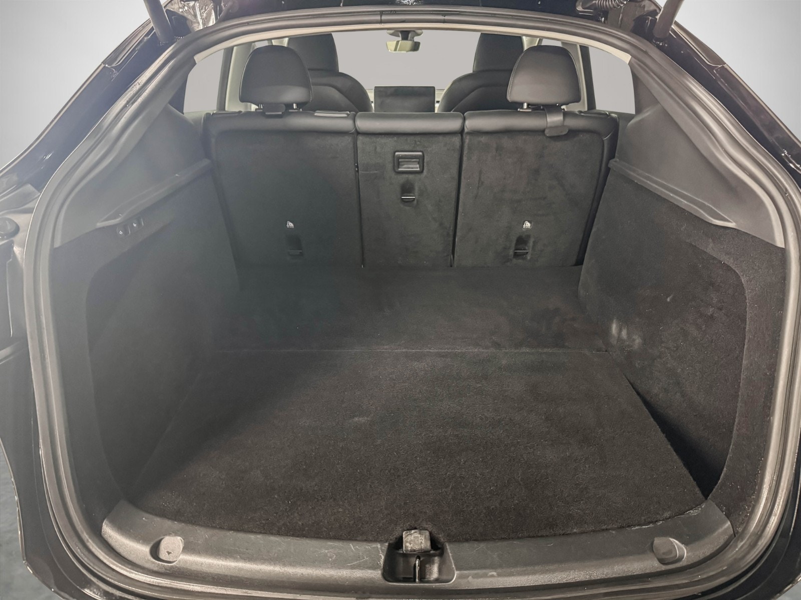 Tesla Model Y Long Range AWD, 514ps, 2024