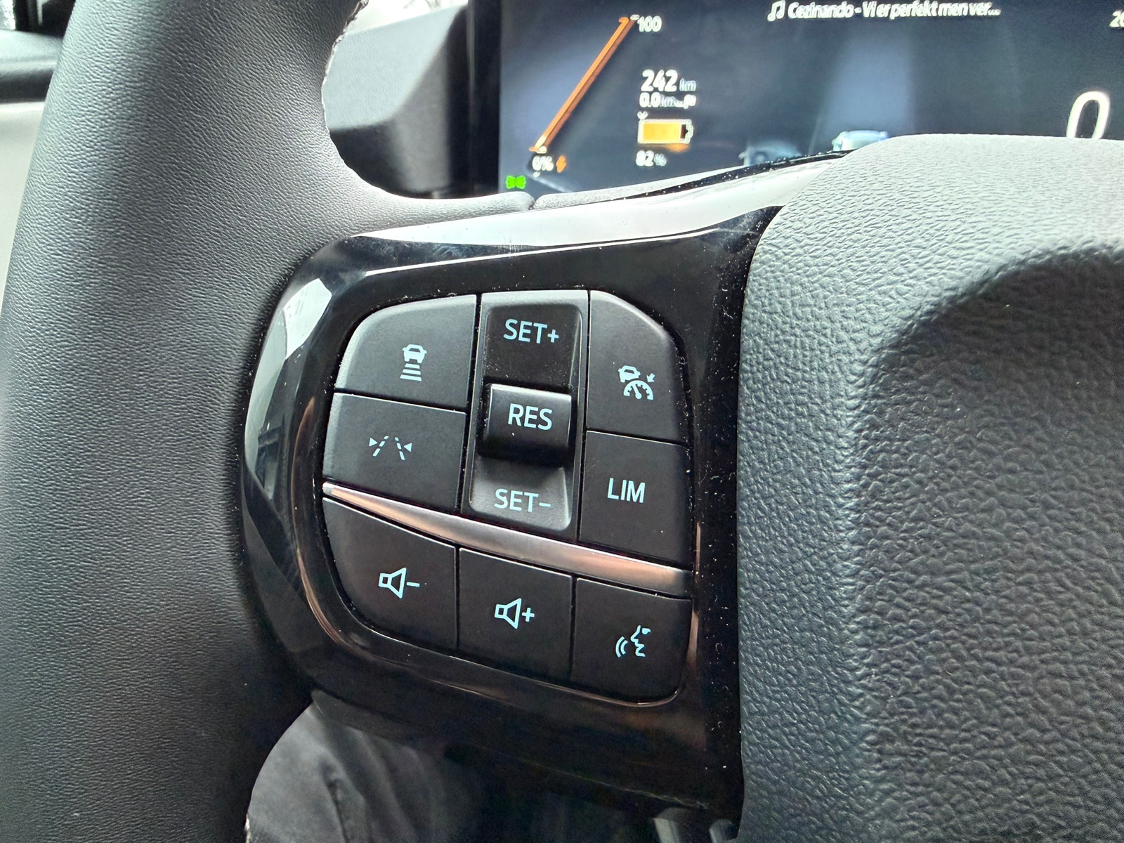 Ford Puma Gen-E, 168ps, 2025