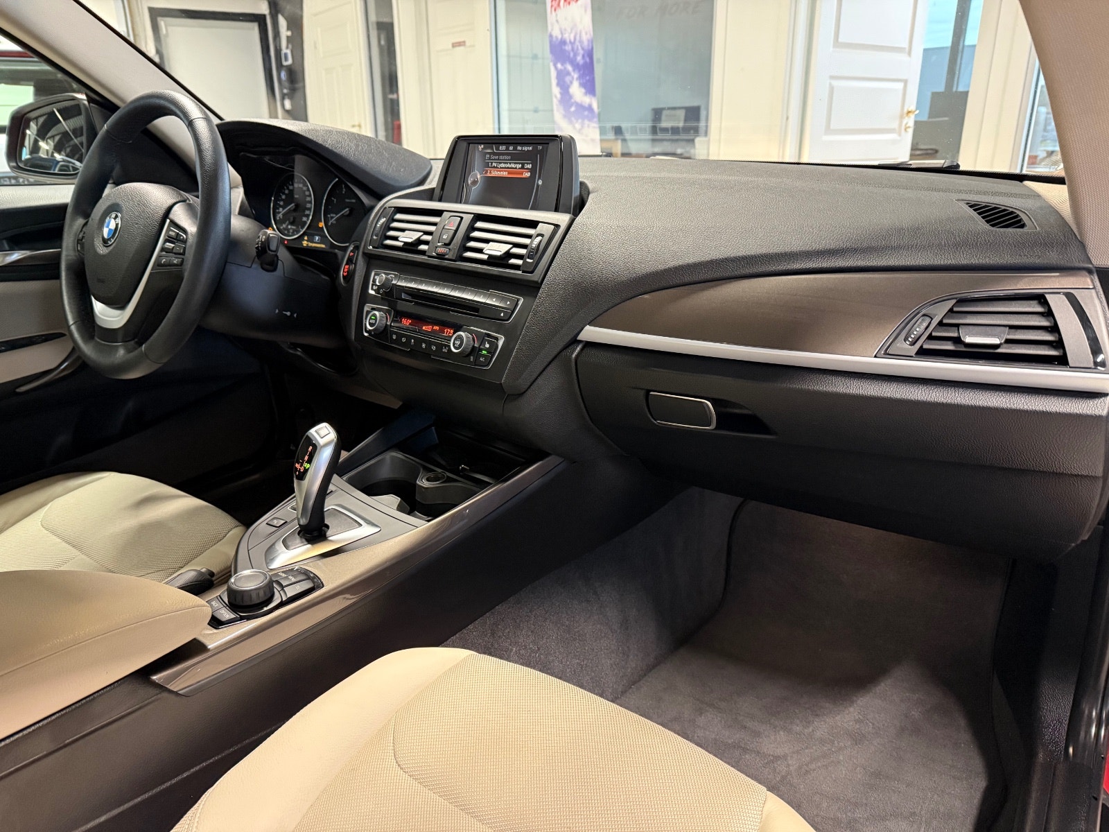 BMW 218d Coupé Steptronic, 8-trins, 136ps, 2015