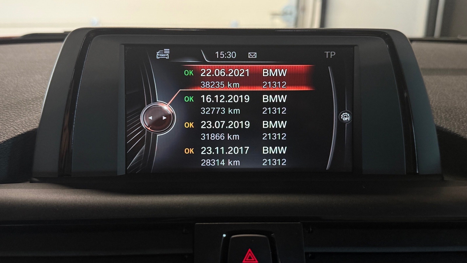 BMW 218d Coupé Steptronic, 8-trins, 136ps, 2015