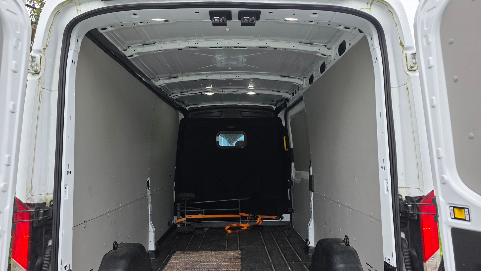 Ford Transit 350 2.0 EcoBlue SelectShift, 6-trins, 130ps, 2020