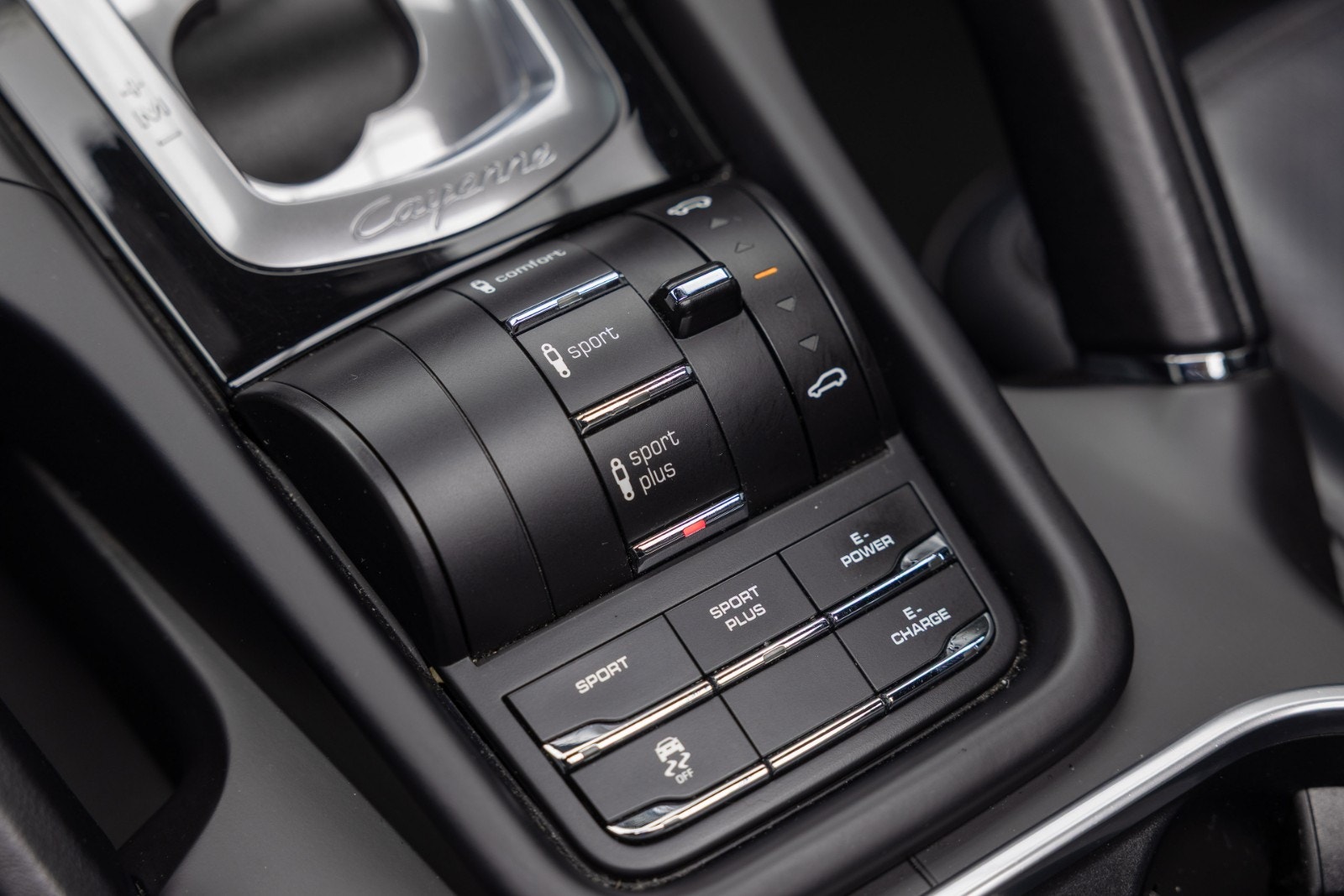 Porsche Cayenne S E-Hybrid TipTronic S, 8-trins, 416ps, 2017