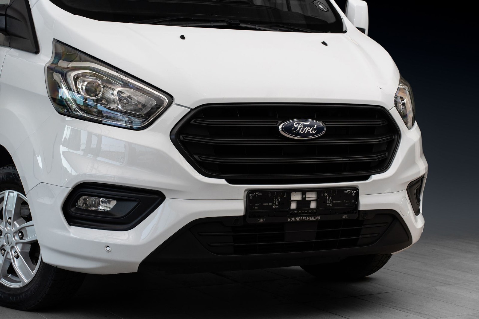 Ford Transit Custom 340 2.0 EcoBlue SelectShift, 6-trins, 130ps, 2023