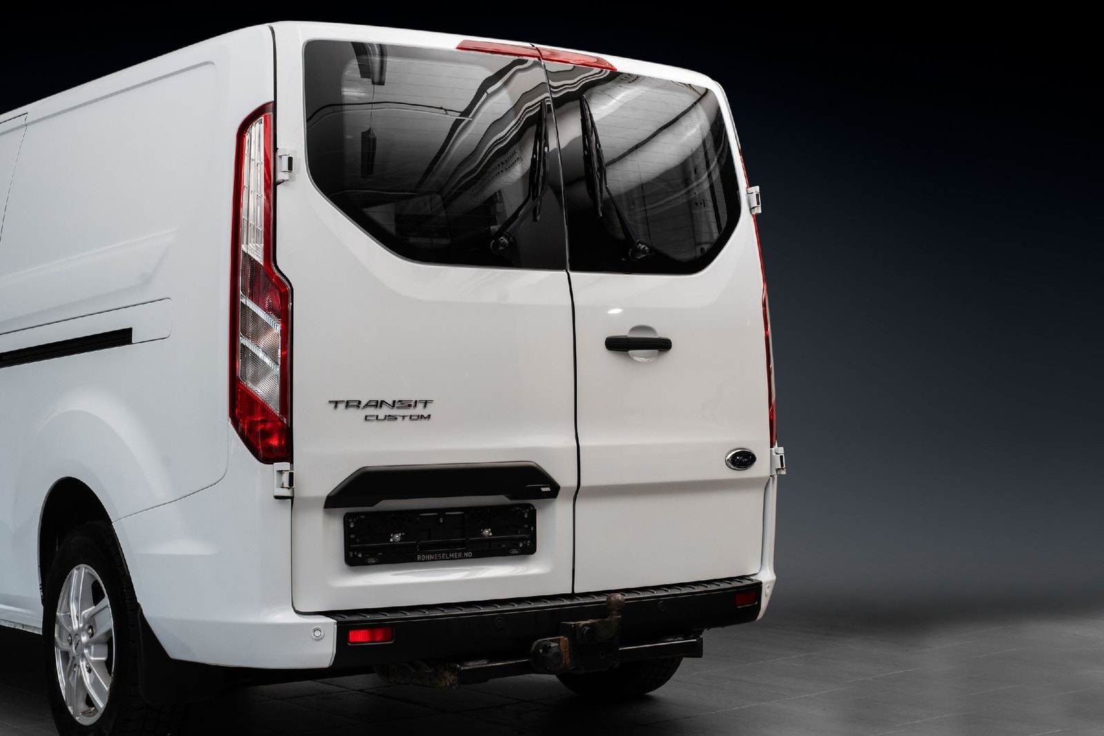 Ford Transit Custom 340 2.0 EcoBlue SelectShift, 6-trins, 130ps, 2023