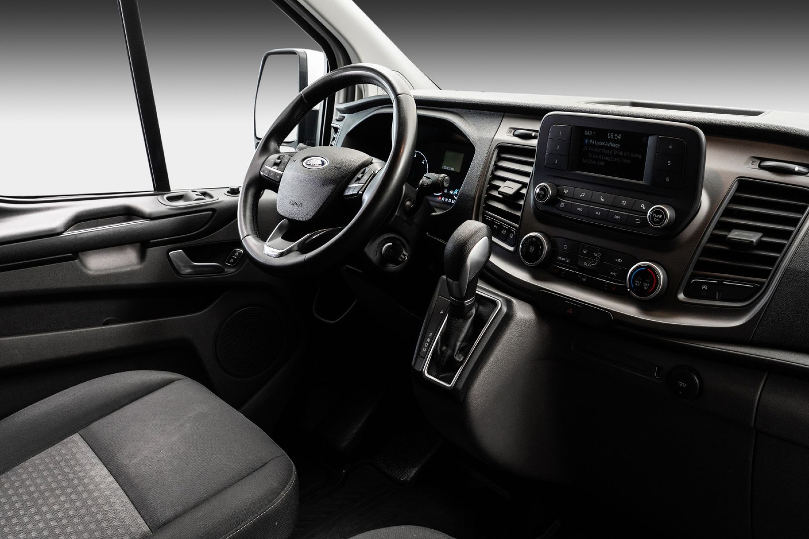 Ford Transit Custom 340 2.0 EcoBlue SelectShift, 6-trins, 130ps, 2023