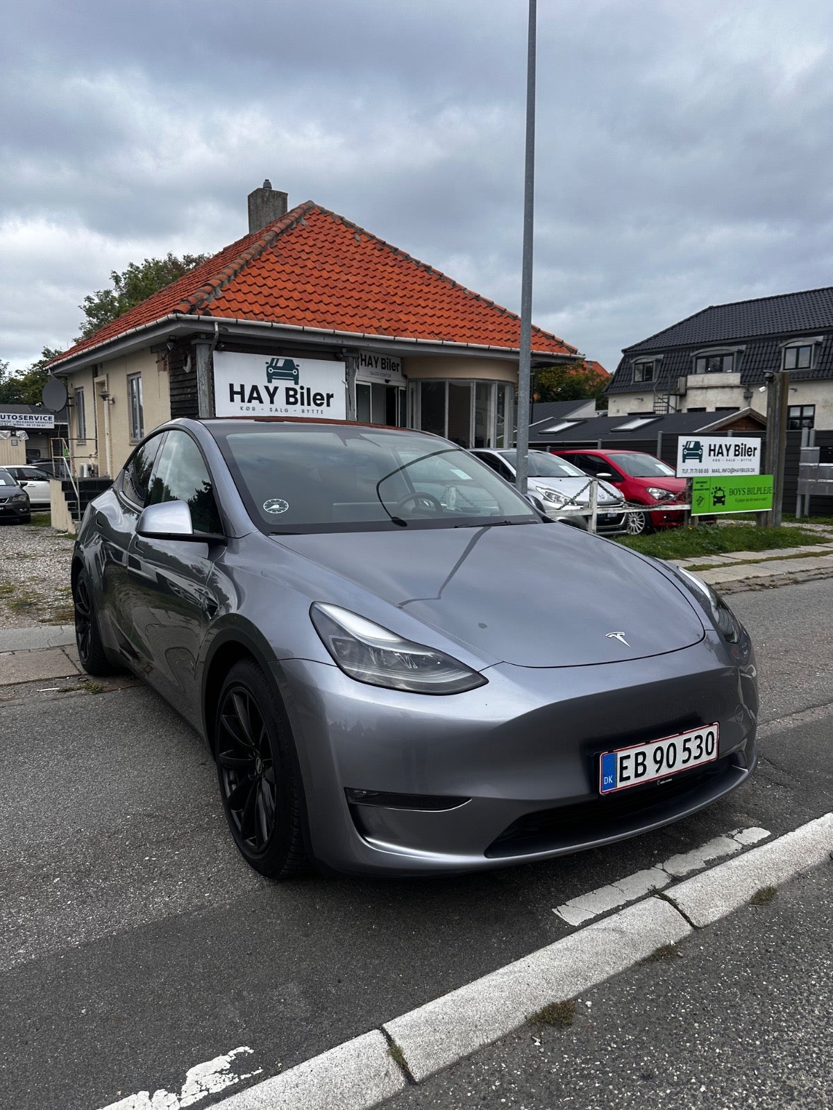 Tesla Model Y Performance, 534ps, 2024