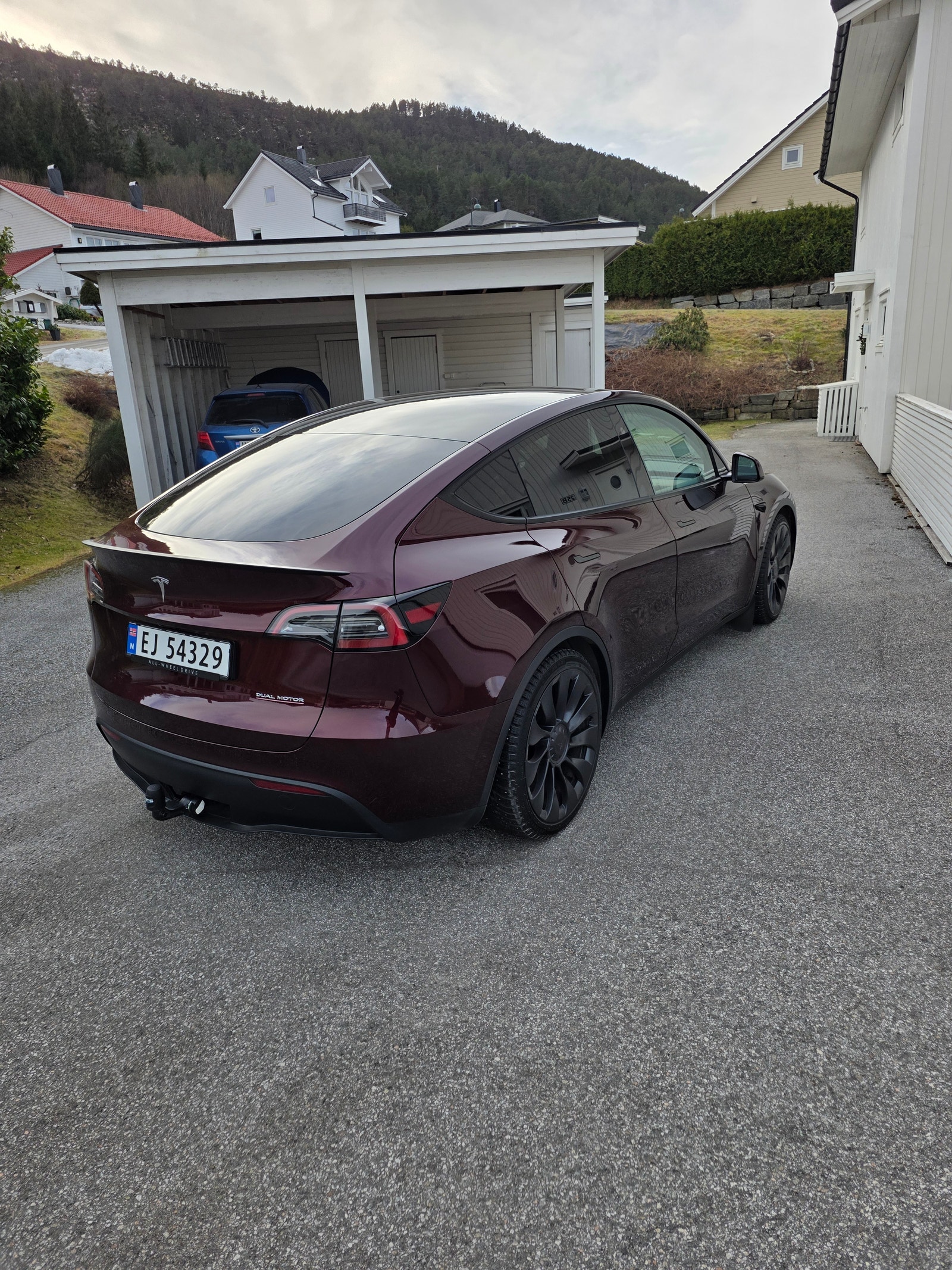 Tesla Model Y Performance, 534hp, 2024
