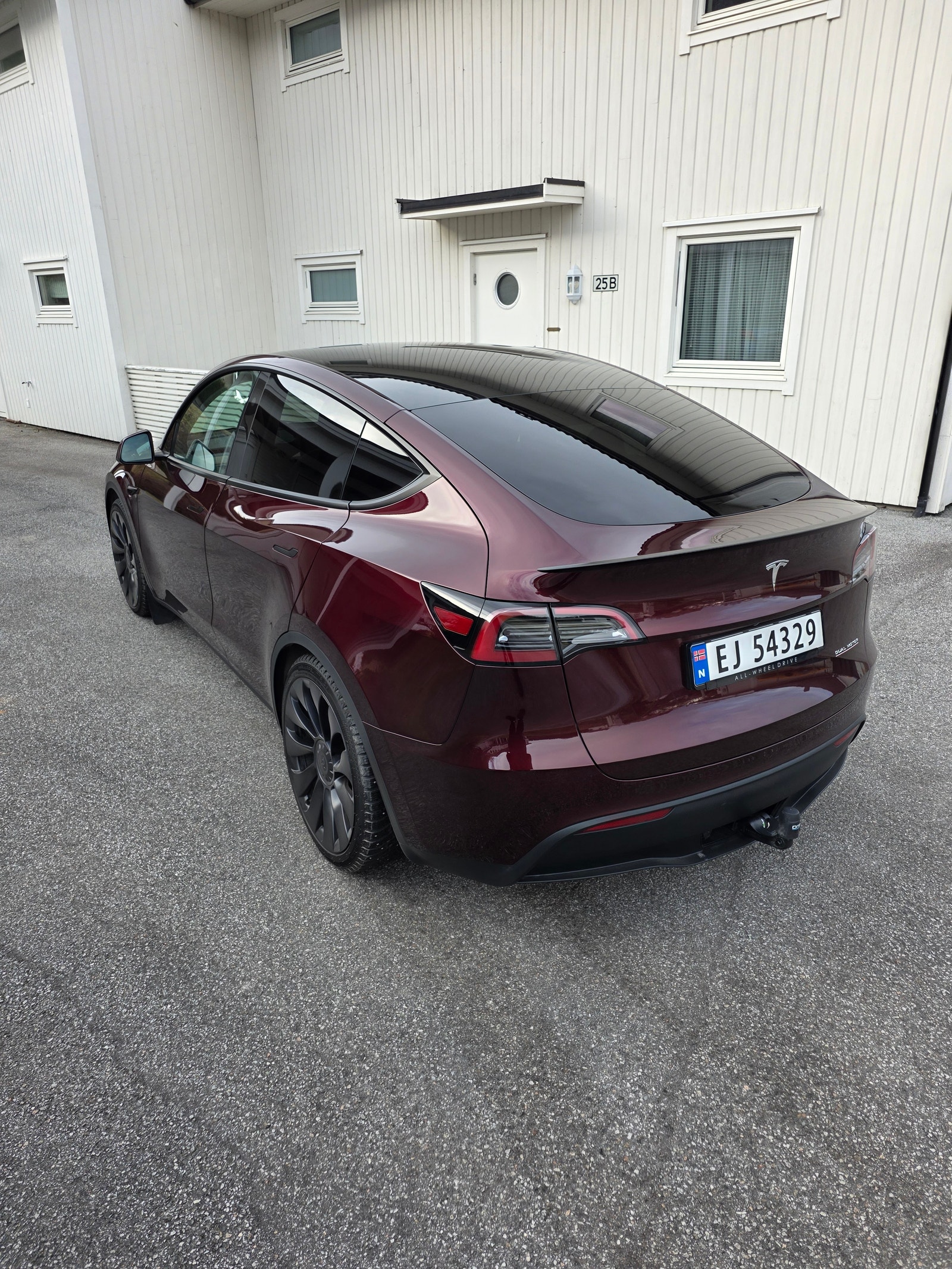Tesla Model Y Performance, 534hp, 2024