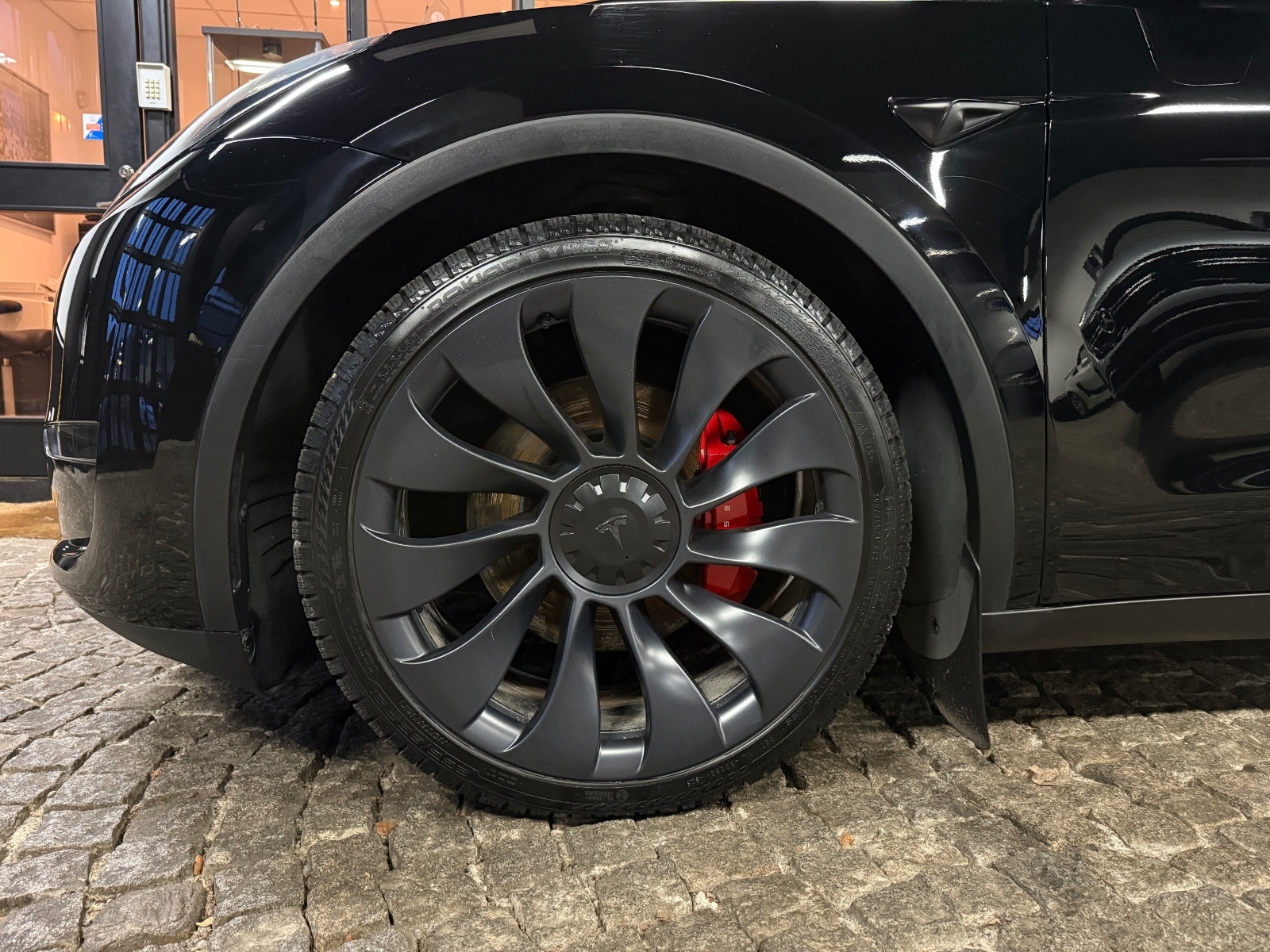 Tesla Model Y Performance, 534hp, 2024