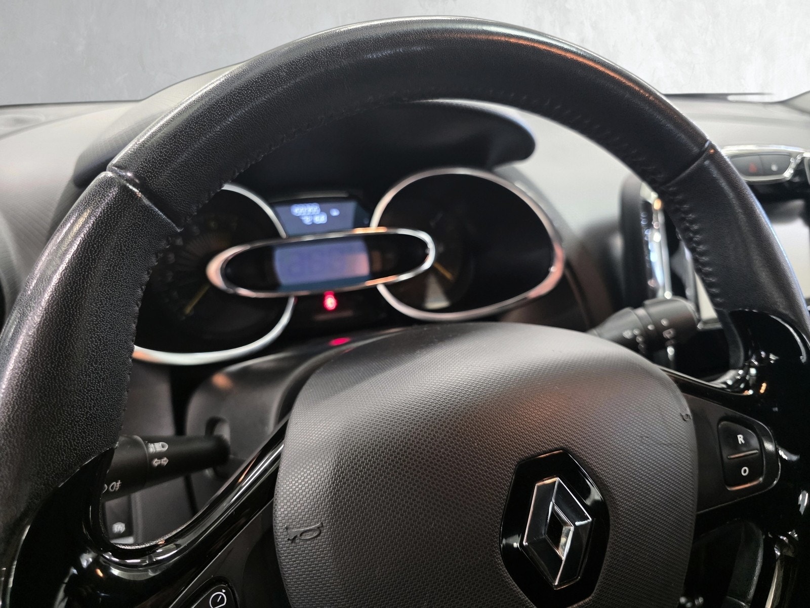 Renault Clio 0.9 TCe Manual, 90hp, 2015