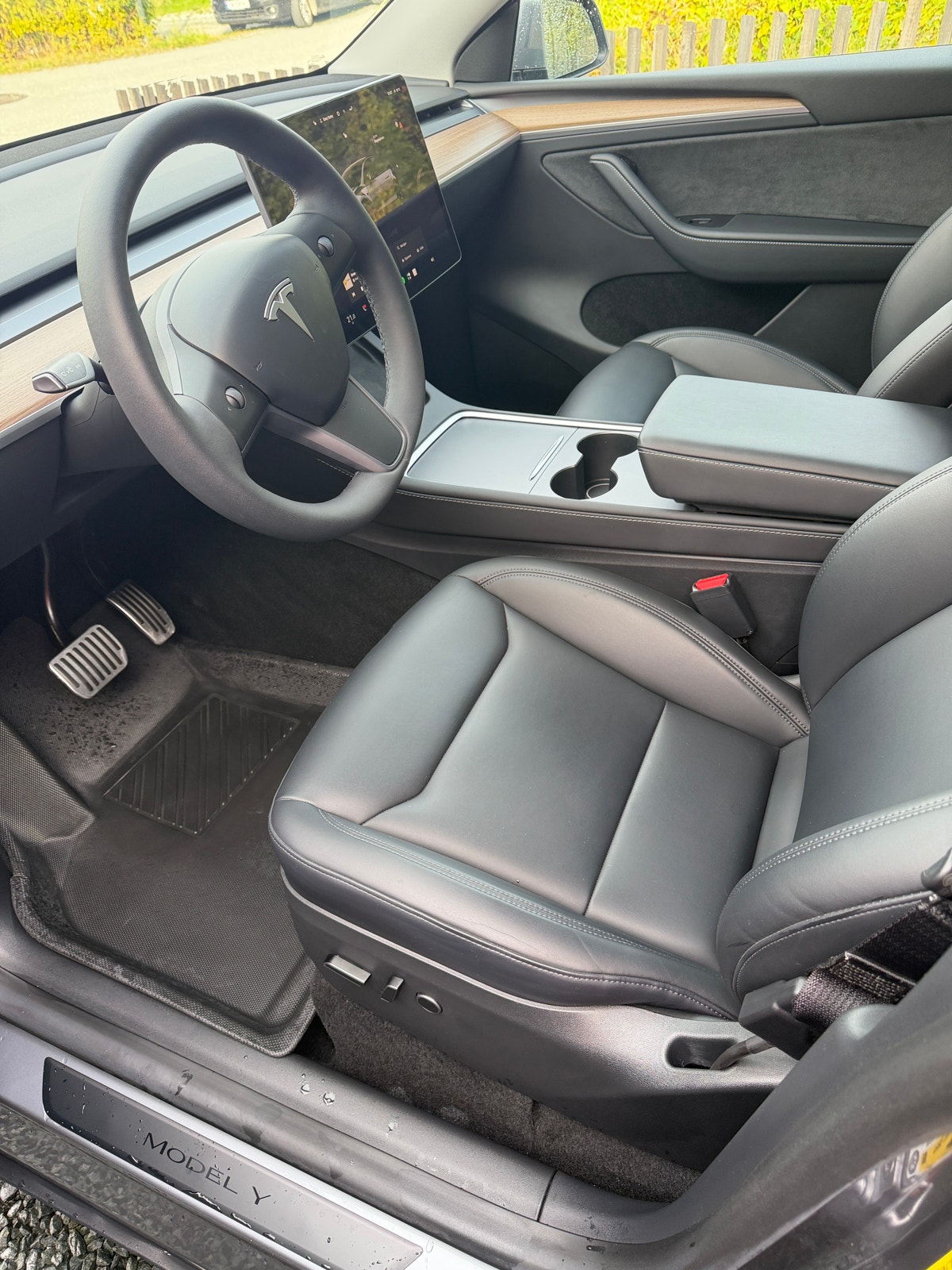 Tesla Model Y Long Range AWD, 514ps, 2023