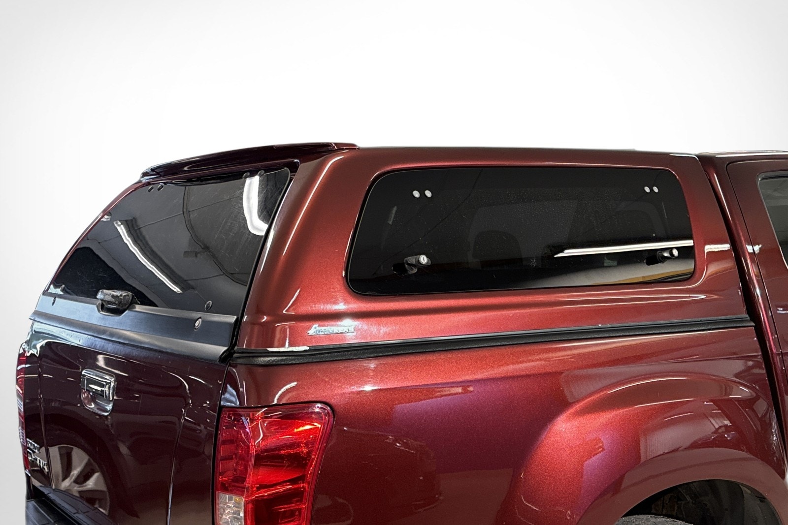 Isuzu D-Max Crew Cab 2.5 4WD Automatic, 163hp, 2014