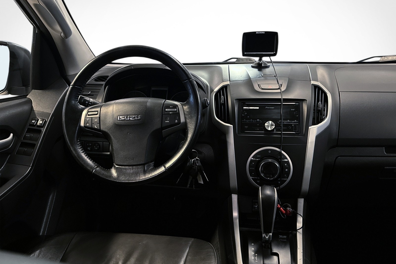 Isuzu D-Max Crew Cab 2.5 4WD Automatic, 163hp, 2014