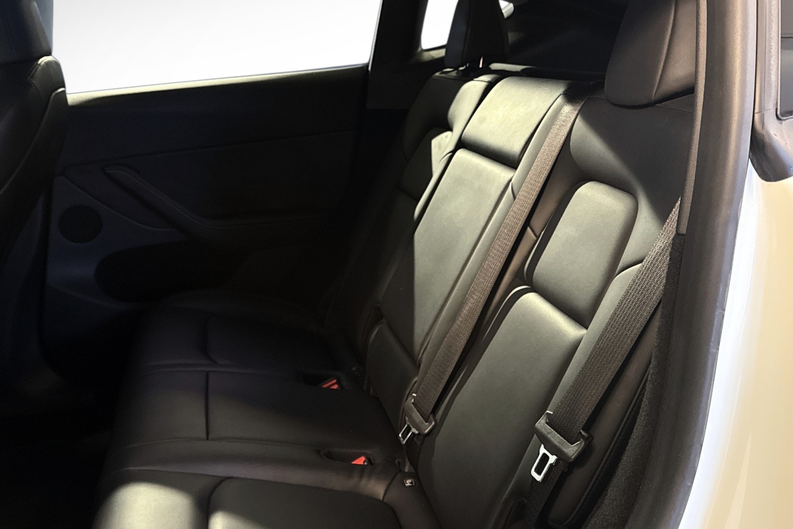 Tesla Model Y Long Range AWD, 514ps, 2023