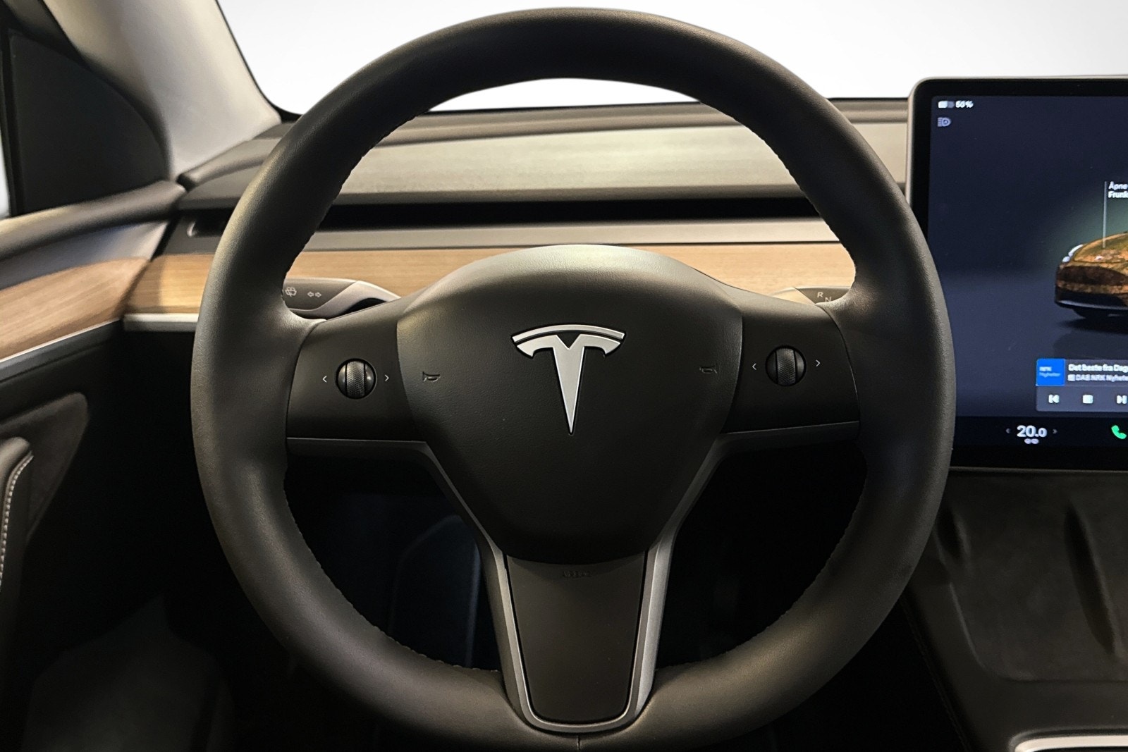 Tesla Model Y Long Range AWD, 514ps, 2023