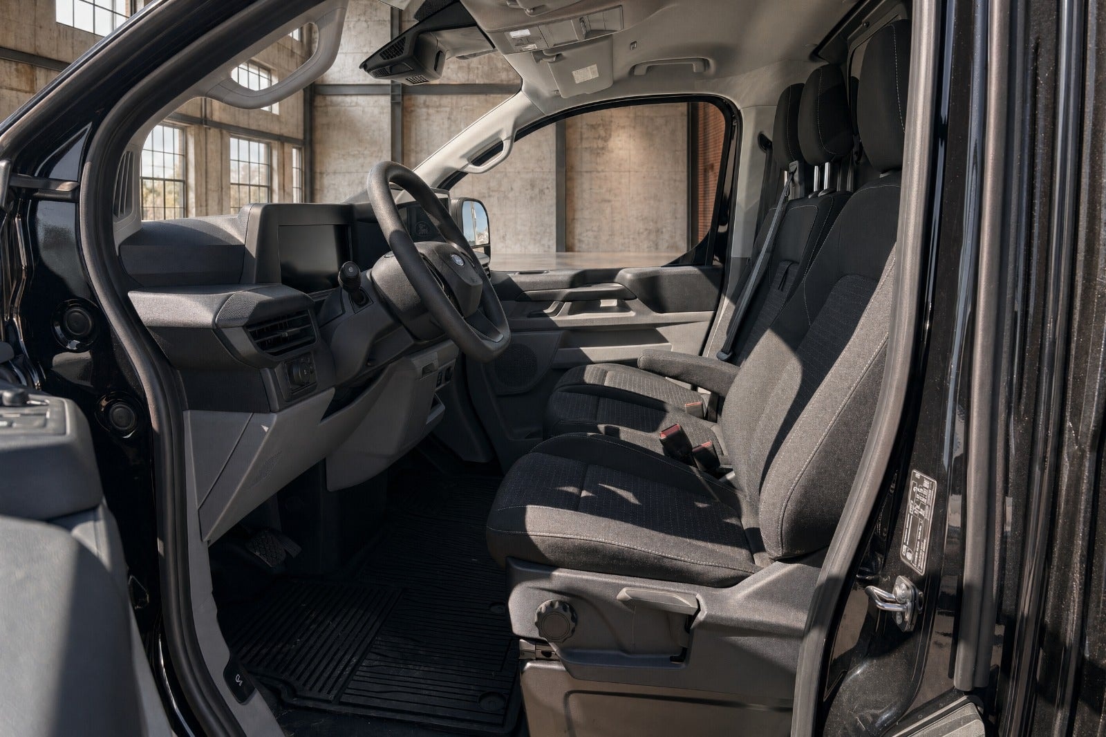 Ford Transit Custom 320 2.0 EcoBlue SelectShift, 8-trins, 136ps, 2026