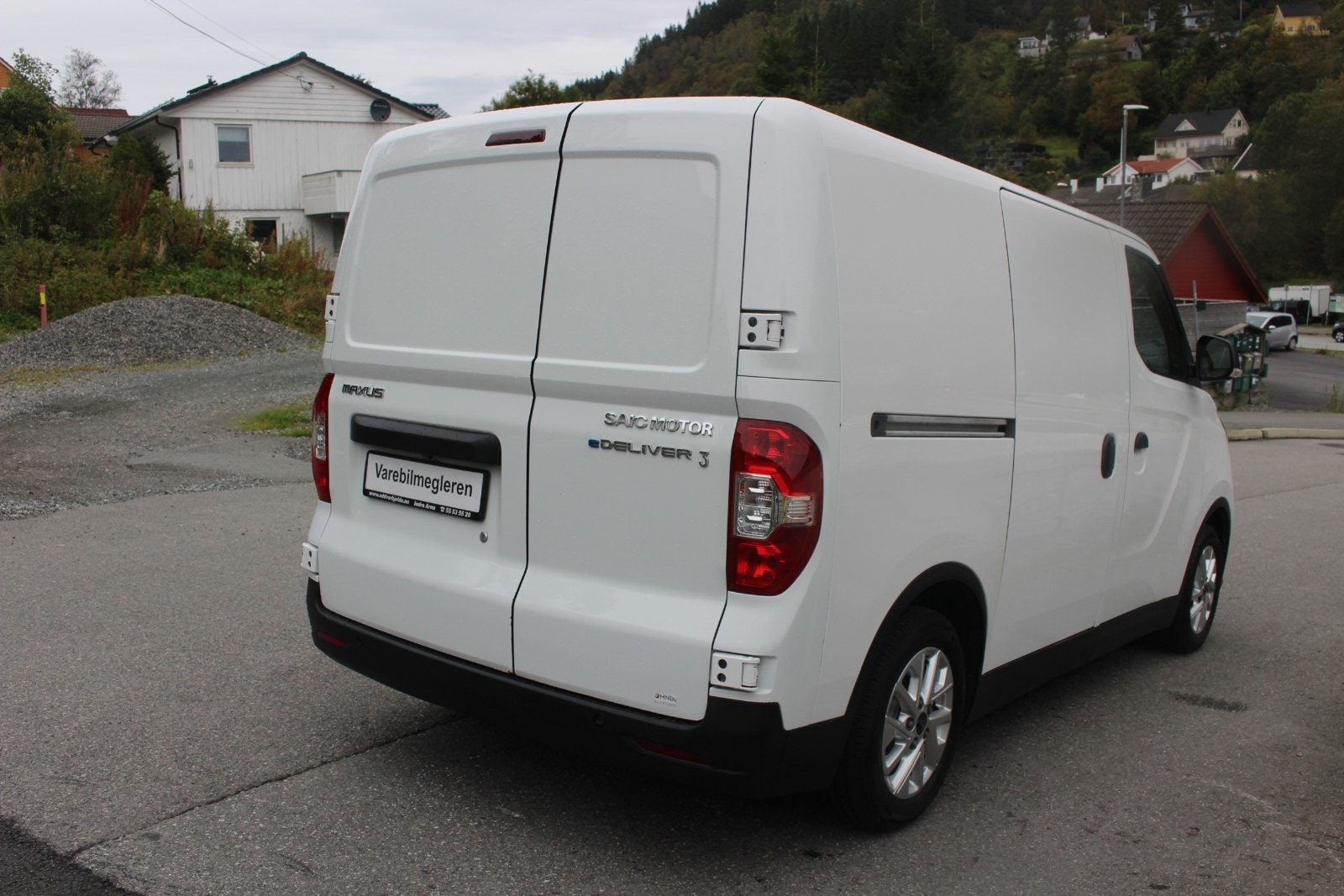 Maxus e-Deliver 3 52.5 kWh, 122ps, 2020