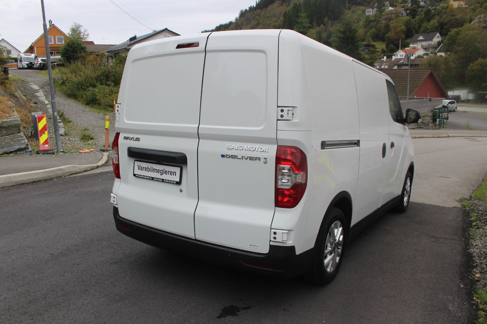Maxus e-Deliver 3 52.5 kWh, 122ps, 2020